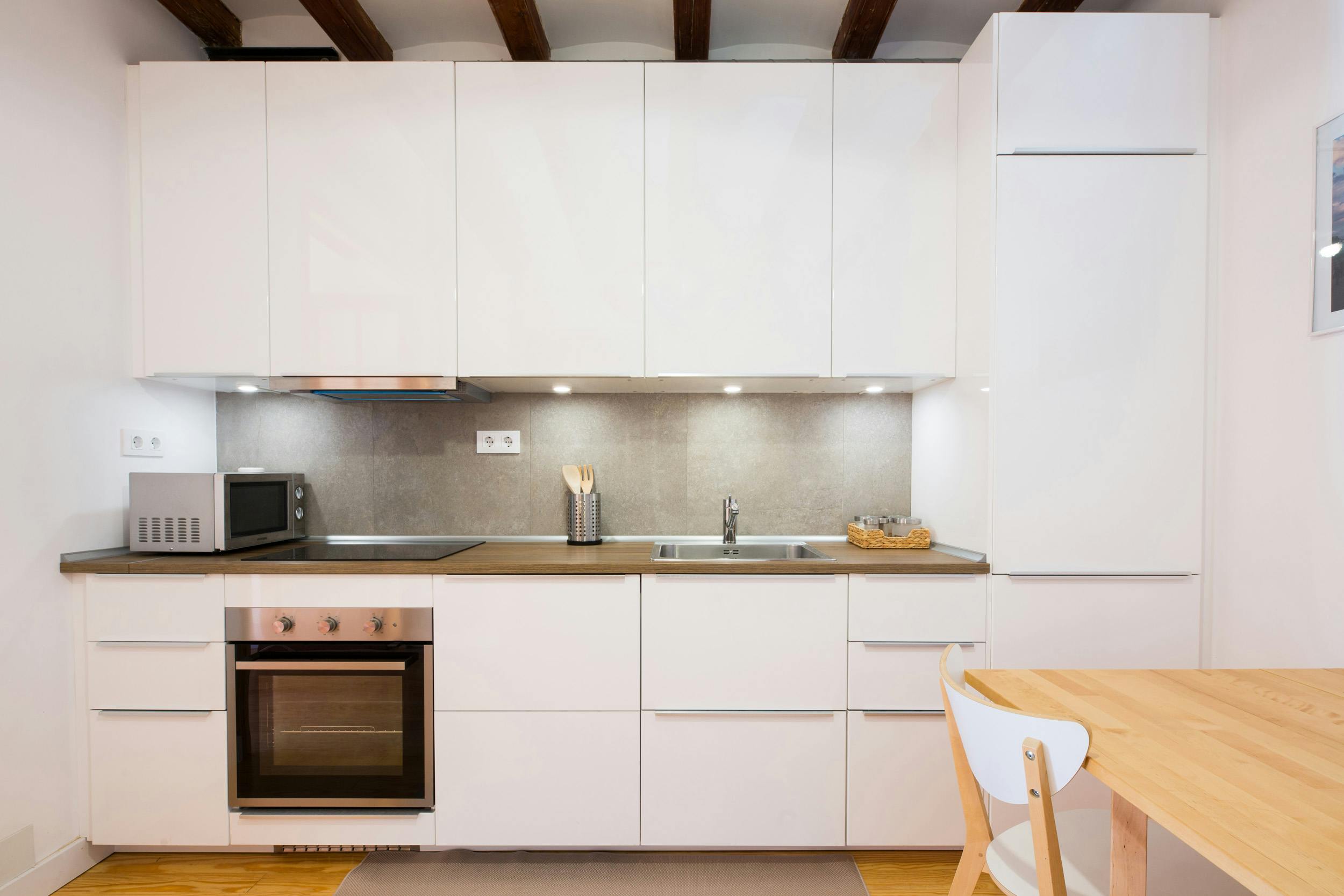 1-Bedroom Apartment in Carrer de Villarroel, Barcelona (1744998) room image 10