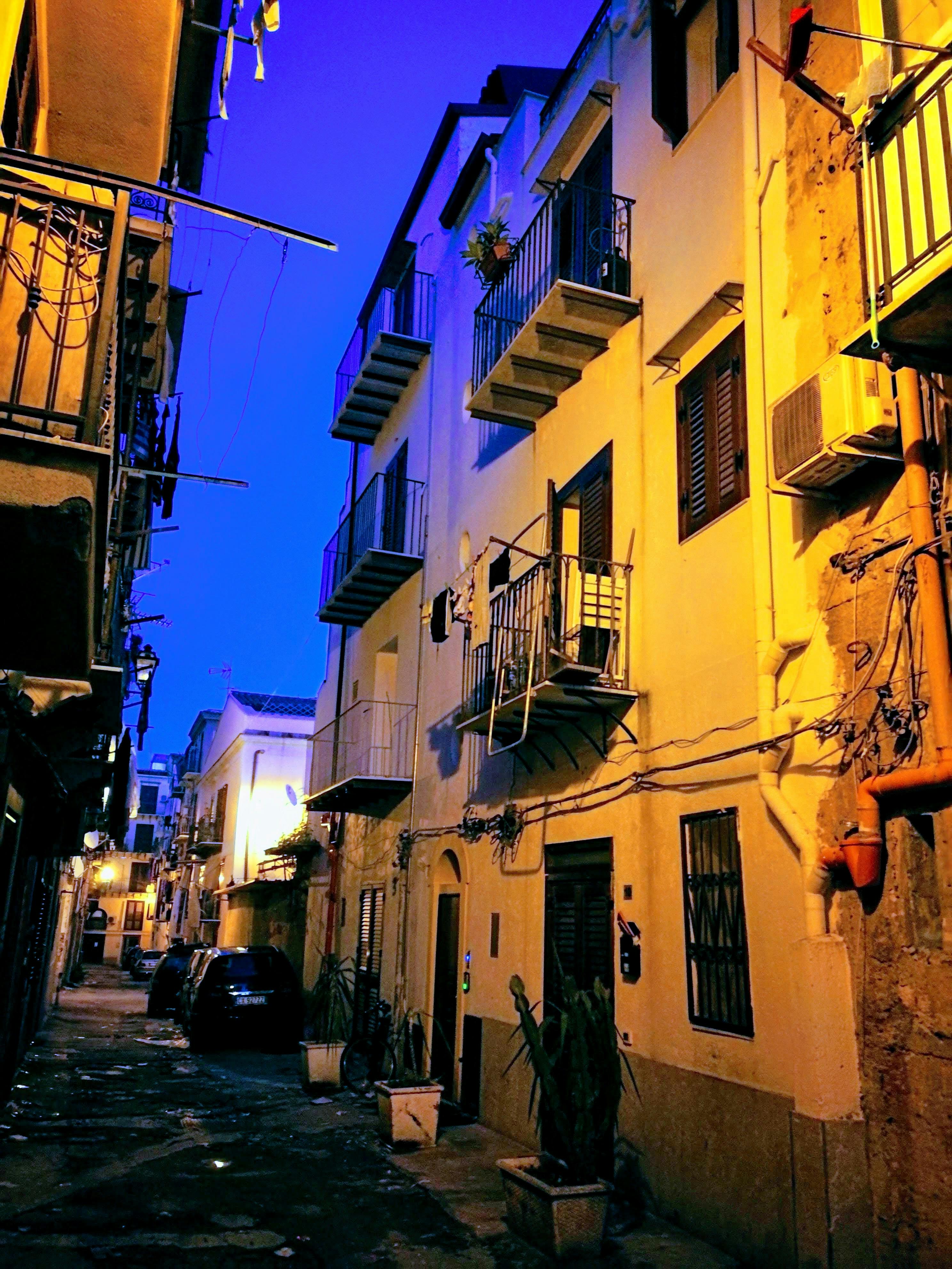 Appartement te huur voor € 628 per maand in Palermo, Via Trappetaro