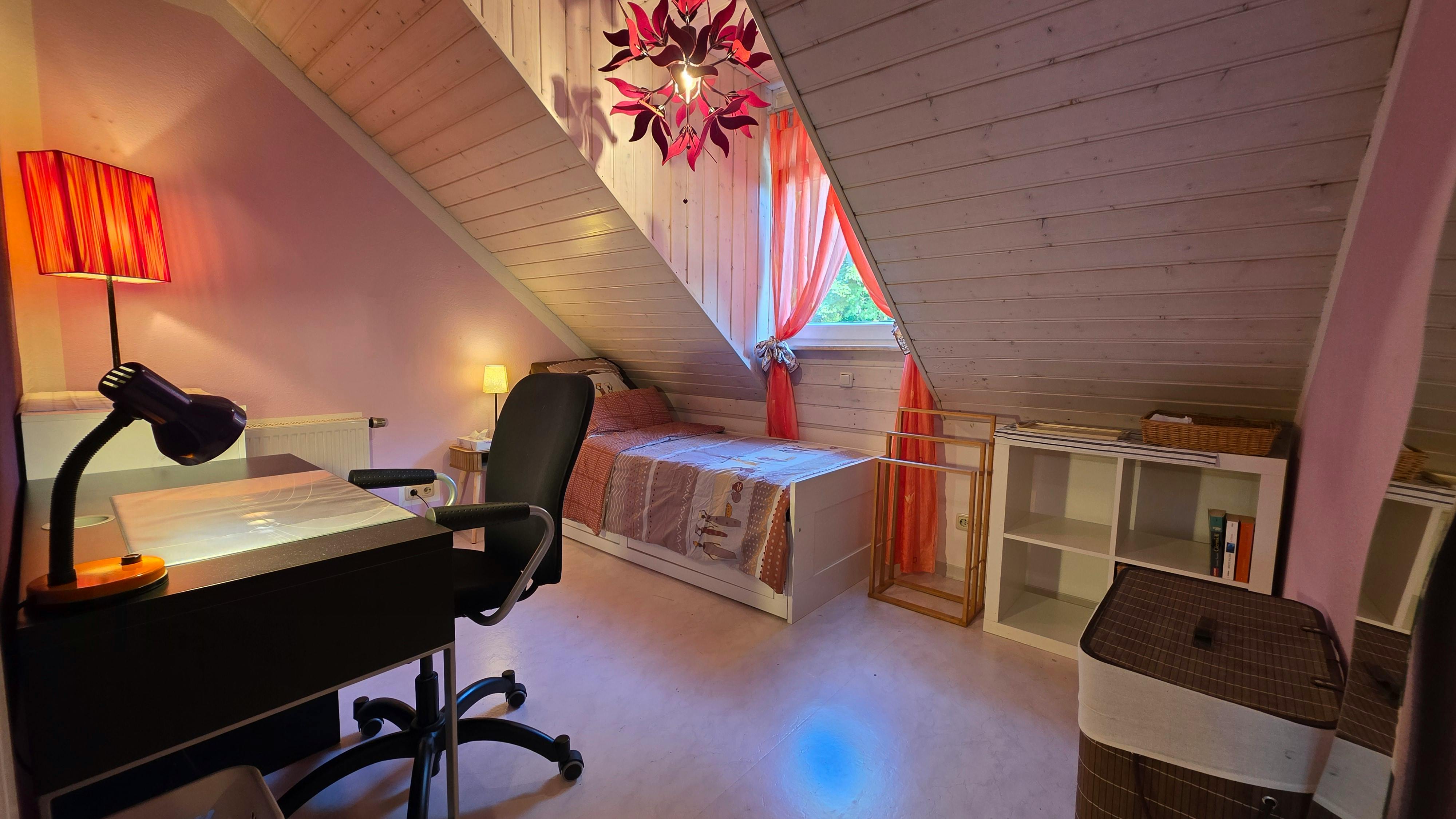 Private room for rent for €800 per month in Bad Homburg vor der Höhe, Burgholzhäuser Straße