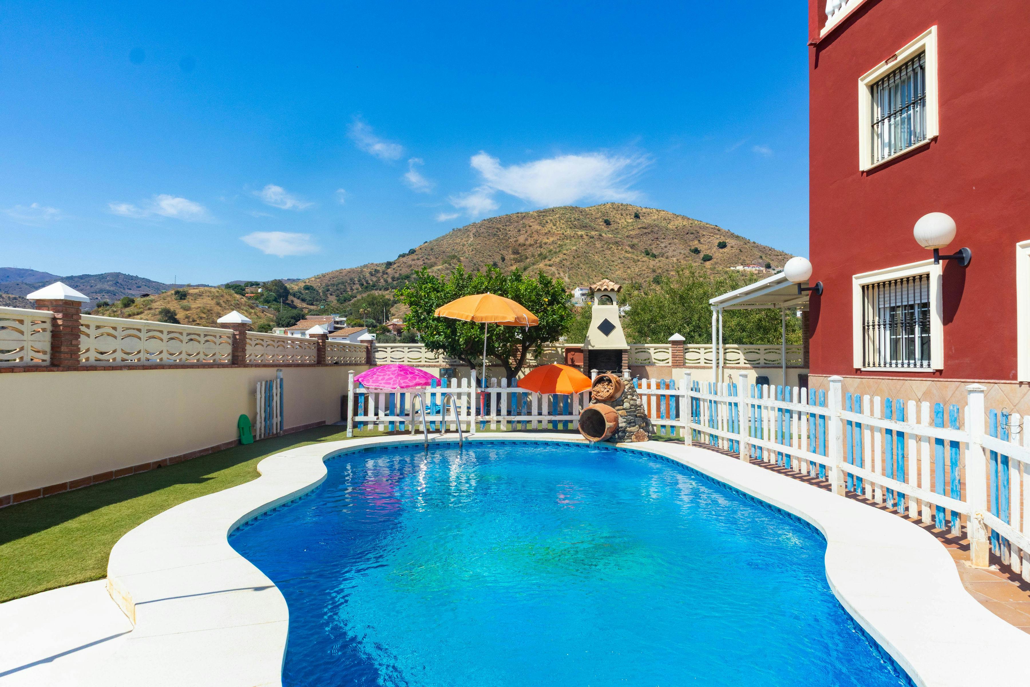 4-Bedroom House in Cortijo Los Martinez, Málaga (1745024) ROOM 2