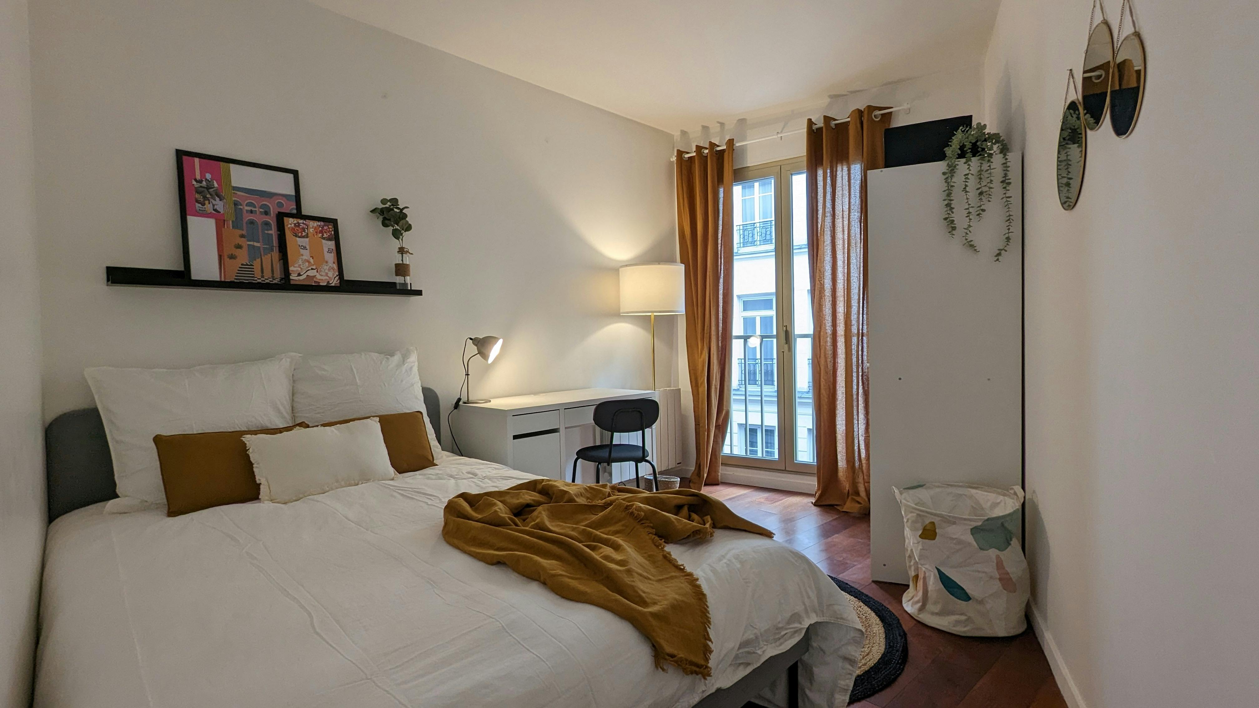 Pièce à Paris