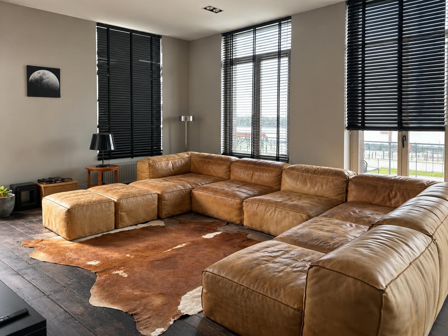 Apartment for rent for €2,800 per month in Antwerpen, Scheldestraat