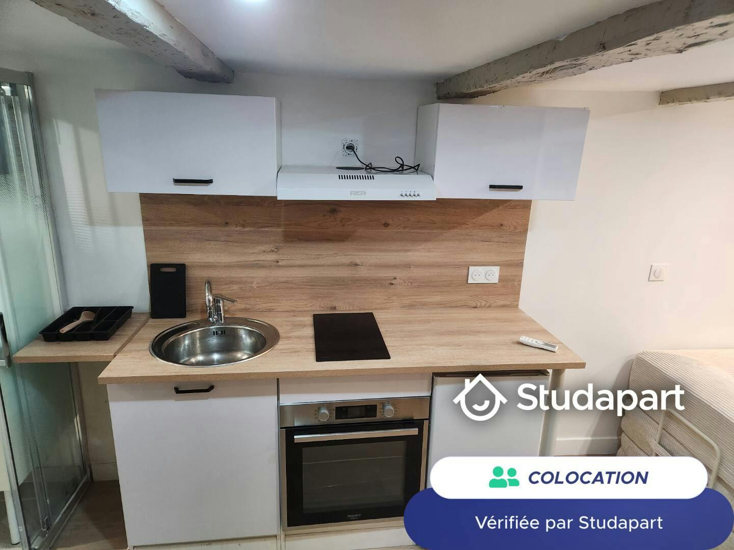 Private room for rent on Rue Falque, Marseille - Vue 3