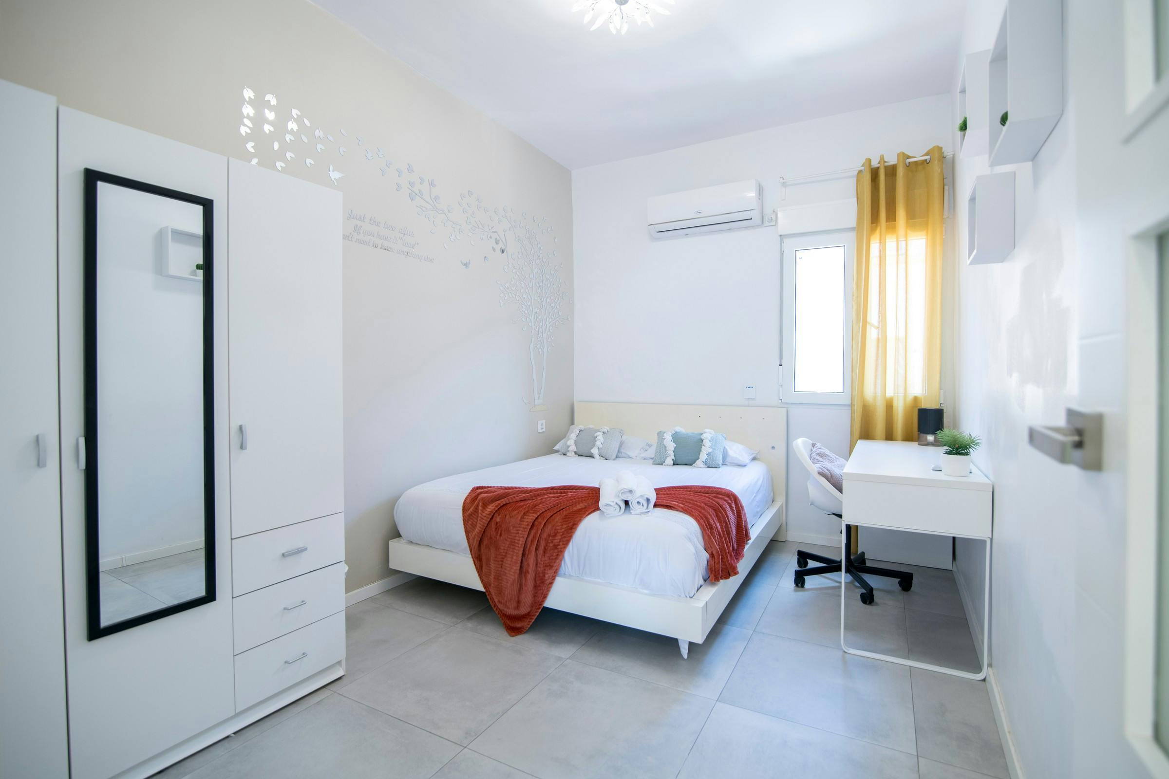 Carrer del Padre Francisco Camacho, Valencia preview