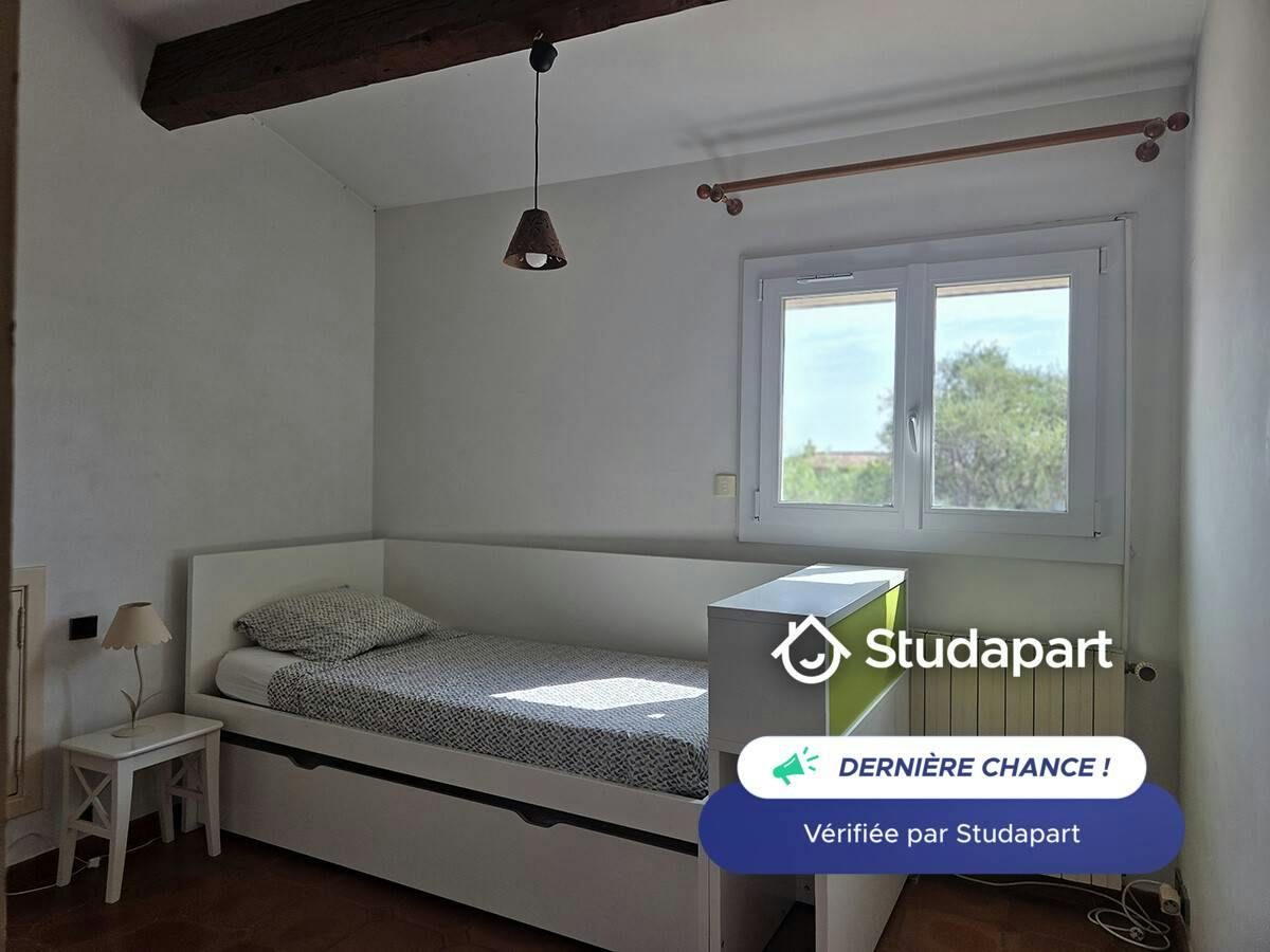 WG-Zimmer zu mieten für 405 € pro Monat in La Seyne-sur-Mer, Hameau de Beauchamp