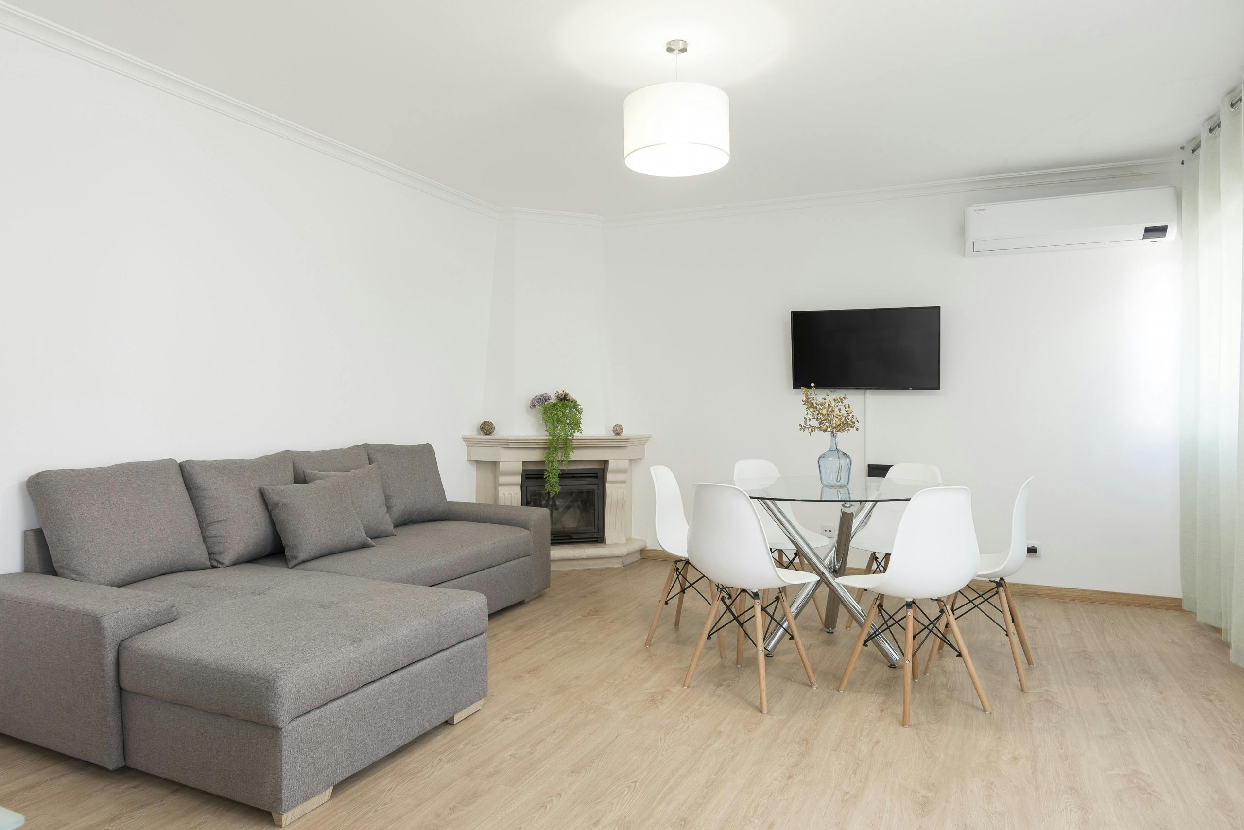 Apartament de închiriat pentru 9.999 EUR pe lună în Albufeira, Beco do Sul