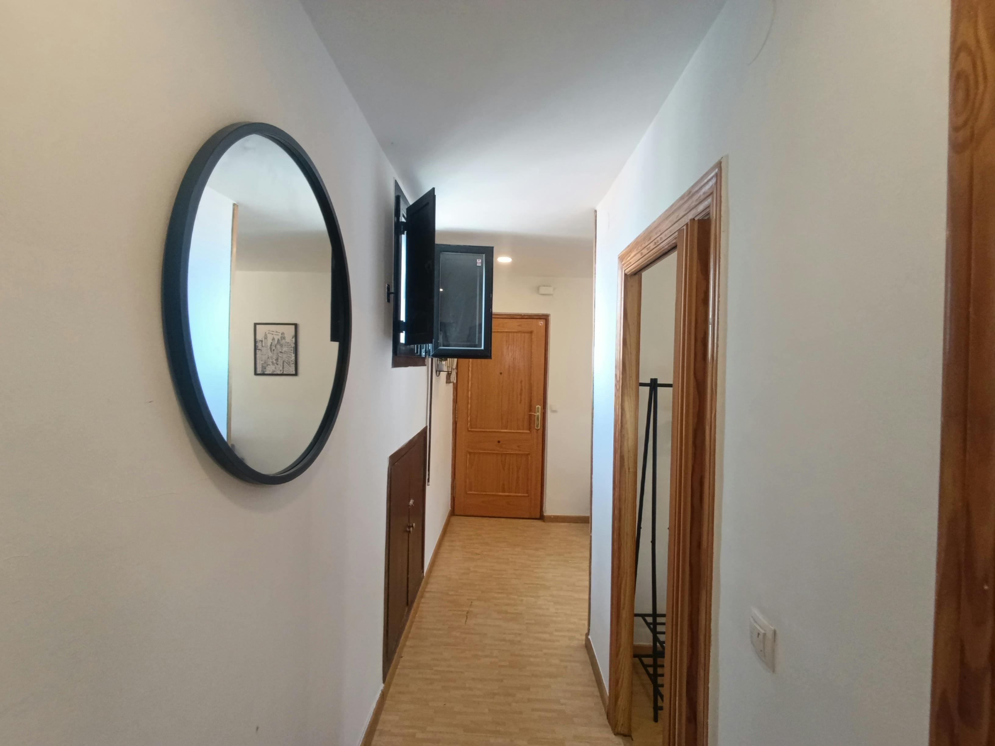 1-Bedroom Apartment in Calle Santa Ana, Burgos (1745475) ROOM 4