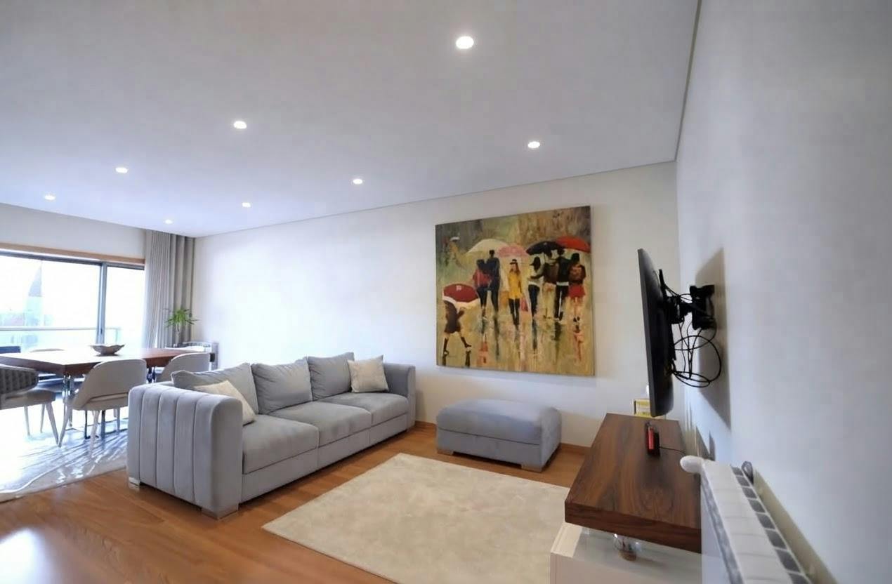 Apartment for rent for €1,450 per month in Vila Nova de Gaia, Rua Rio dos Lagos
