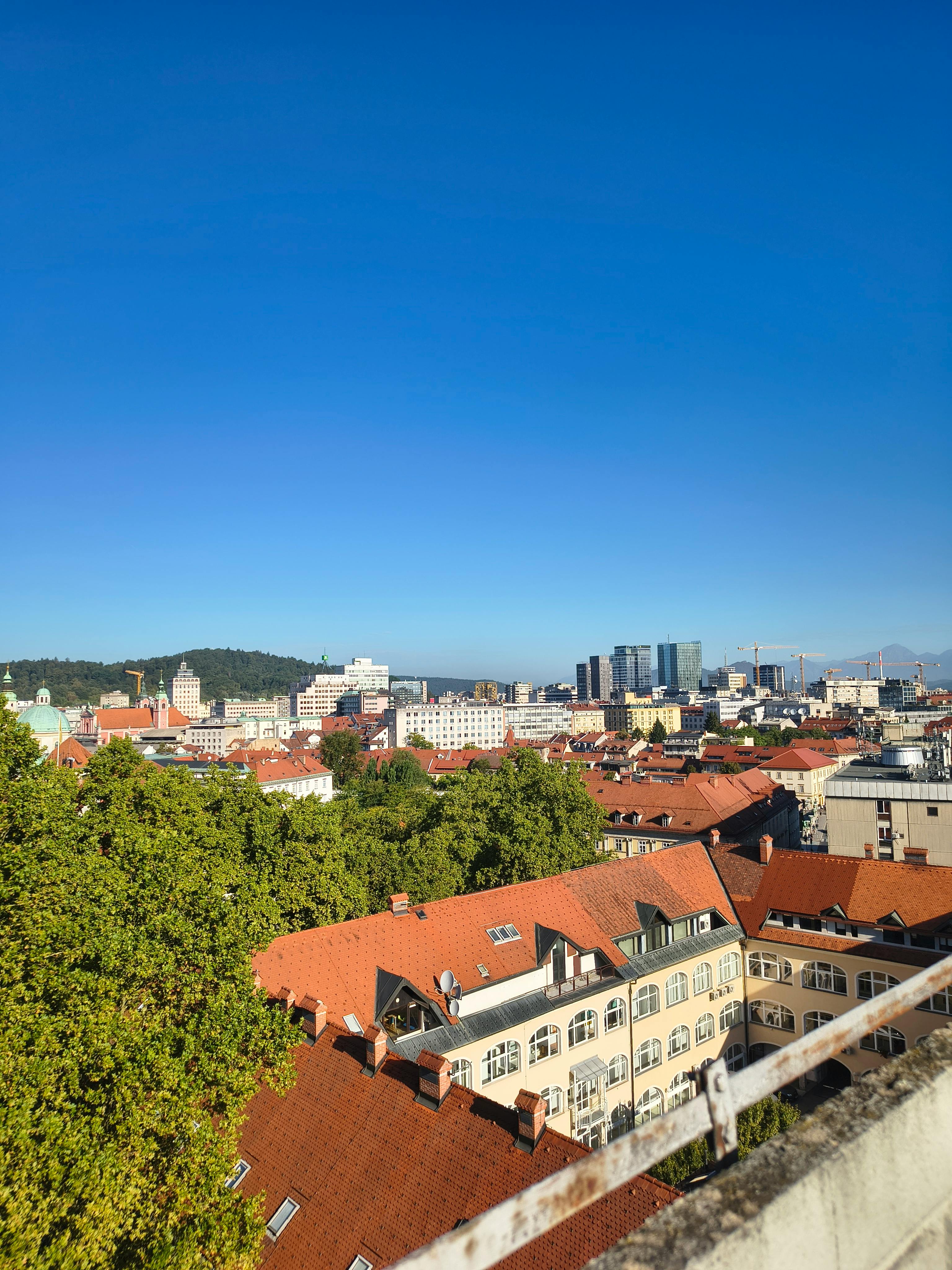 Wohnung zu mieten für 1.150 € pro Monat in Ljubljana, Streliška ulica