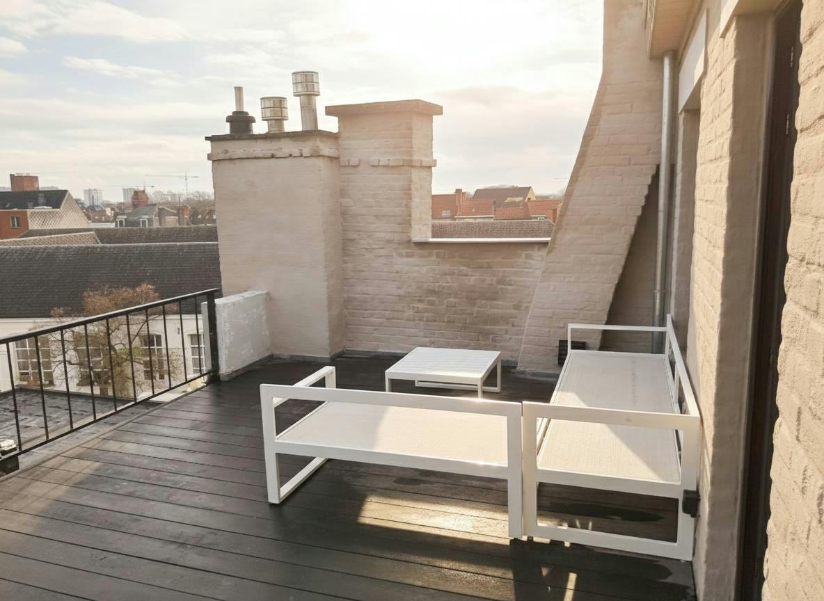 Apartment for rent for €1,750 per month in Gent, Vrijheidslaan