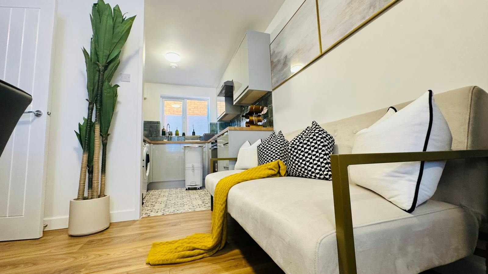 Lägenhet att hyra för 3 390 GBP i månaden i Erith, Cook Square