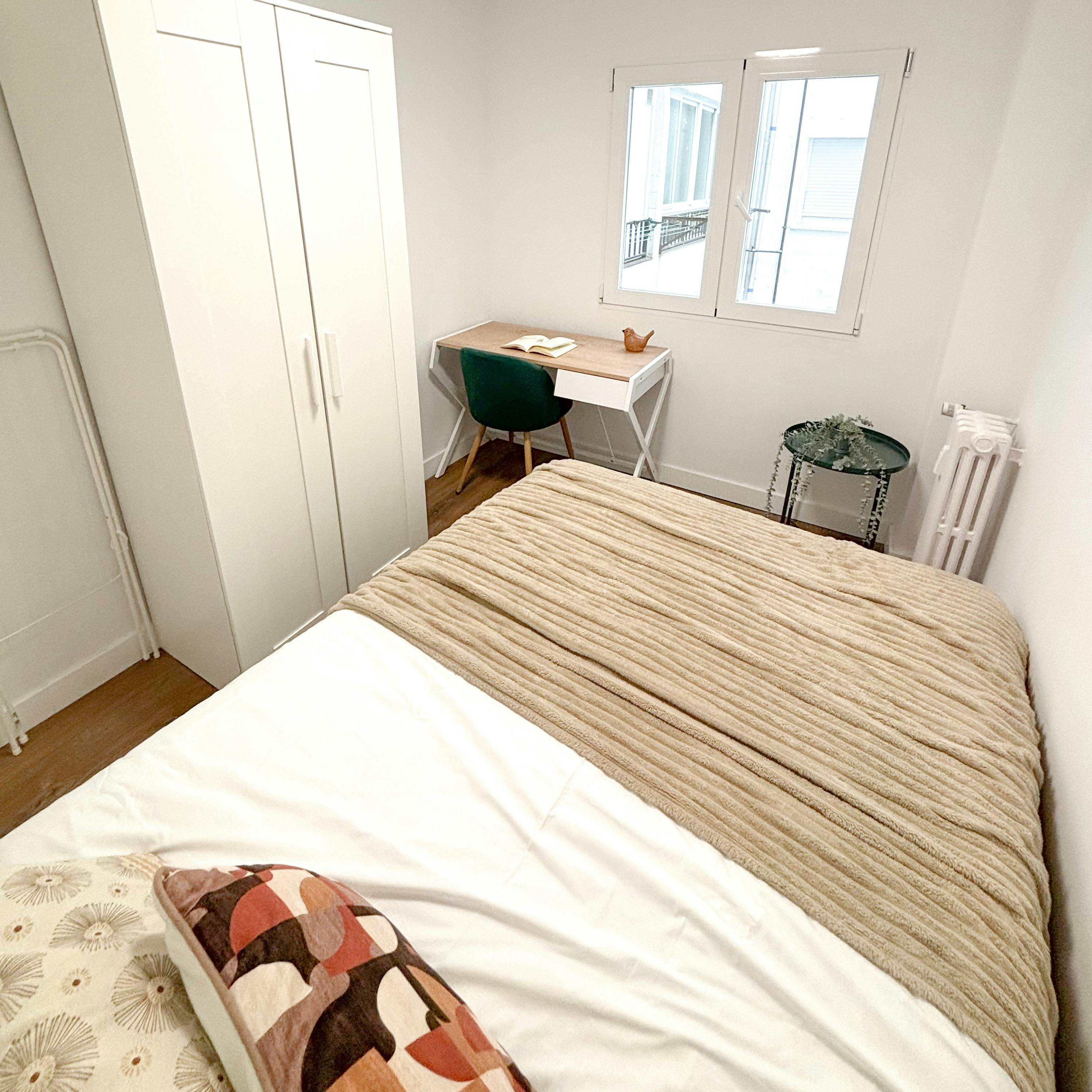 Private room in Calle de Núñez Morgado, Madrid (1745589) ROOM 1