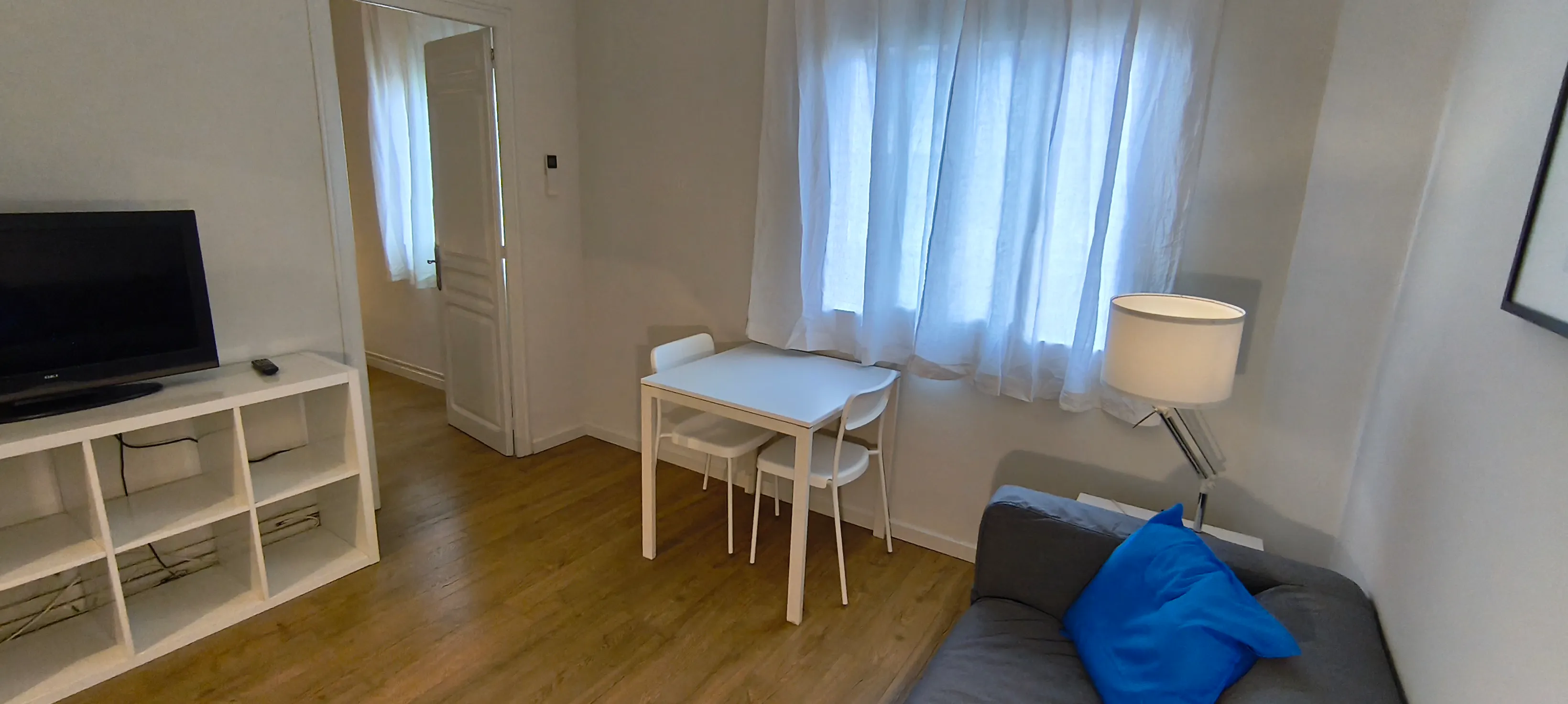 2-Bedroom Apartment in Carrer de Calàbria, Barcelona (1745597) ROOM 2