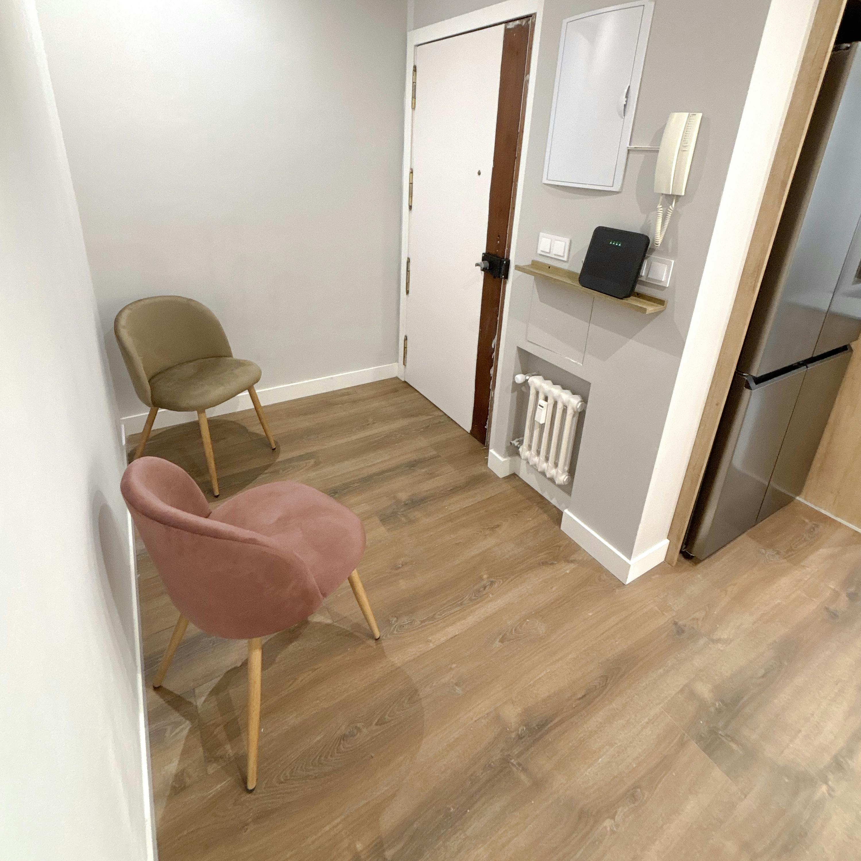 Private room in Calle de Núñez Morgado, Madrid (1745618) room image 6