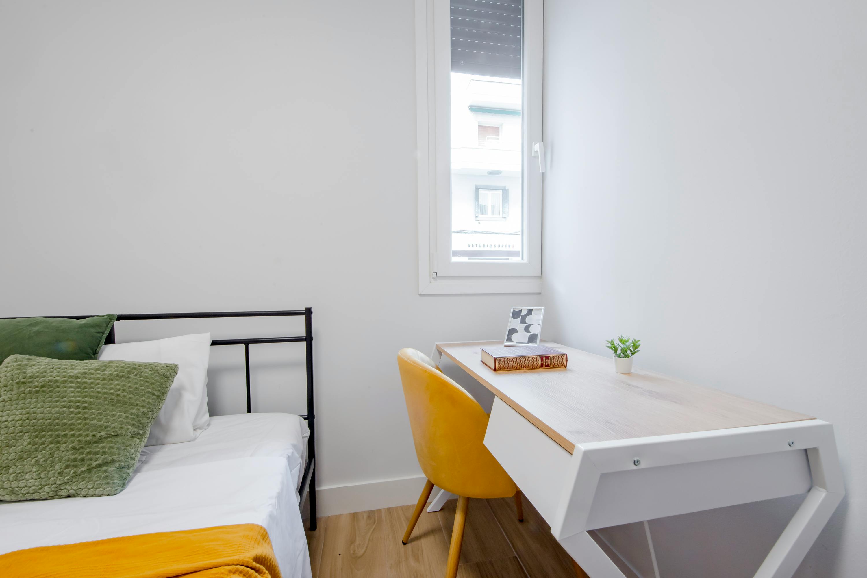 Private room in Calle de Donoso Cortés, Madrid (1745624) ROOM 4