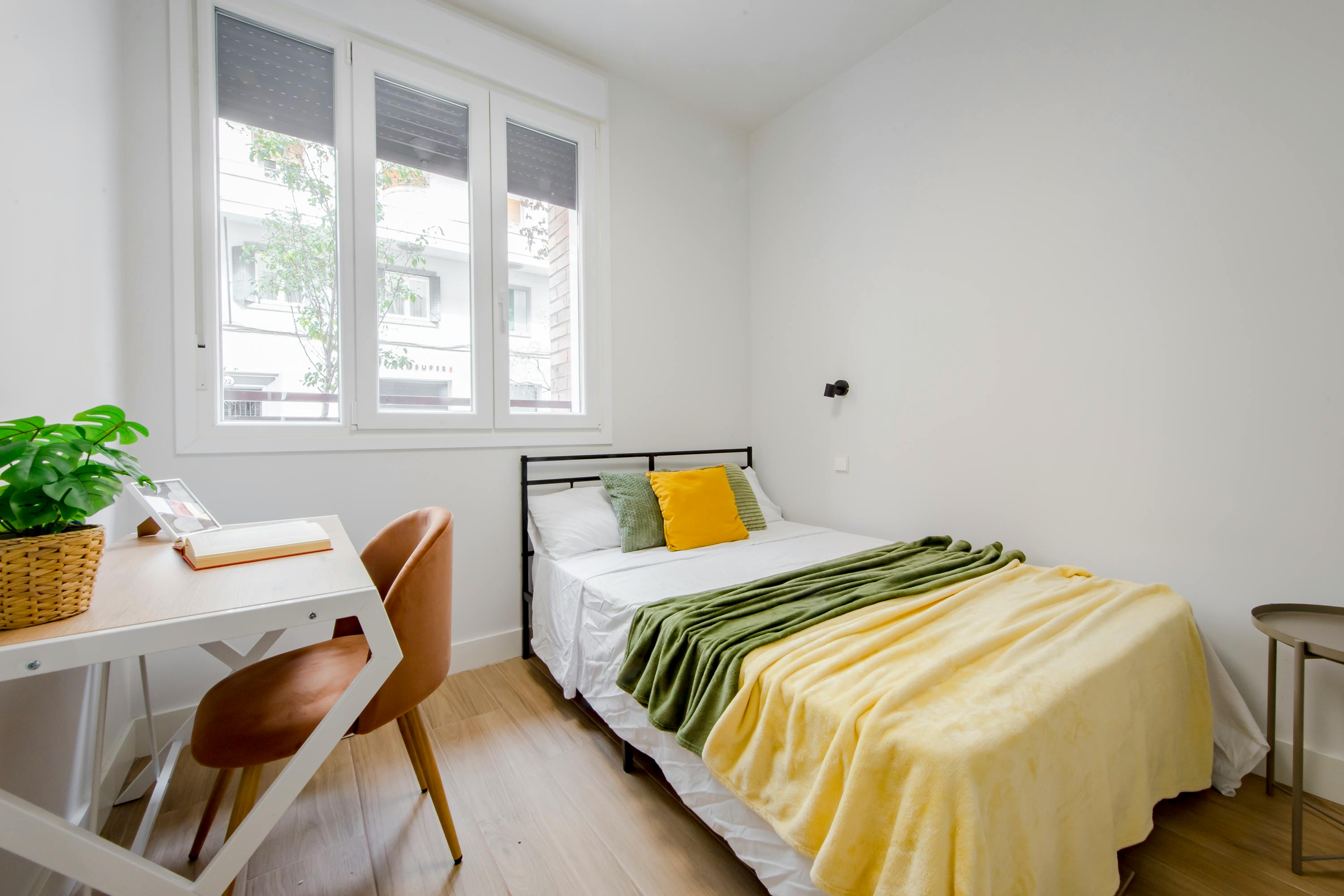 Private room in Calle de Donoso Cortés, Madrid (1745628) room image 1