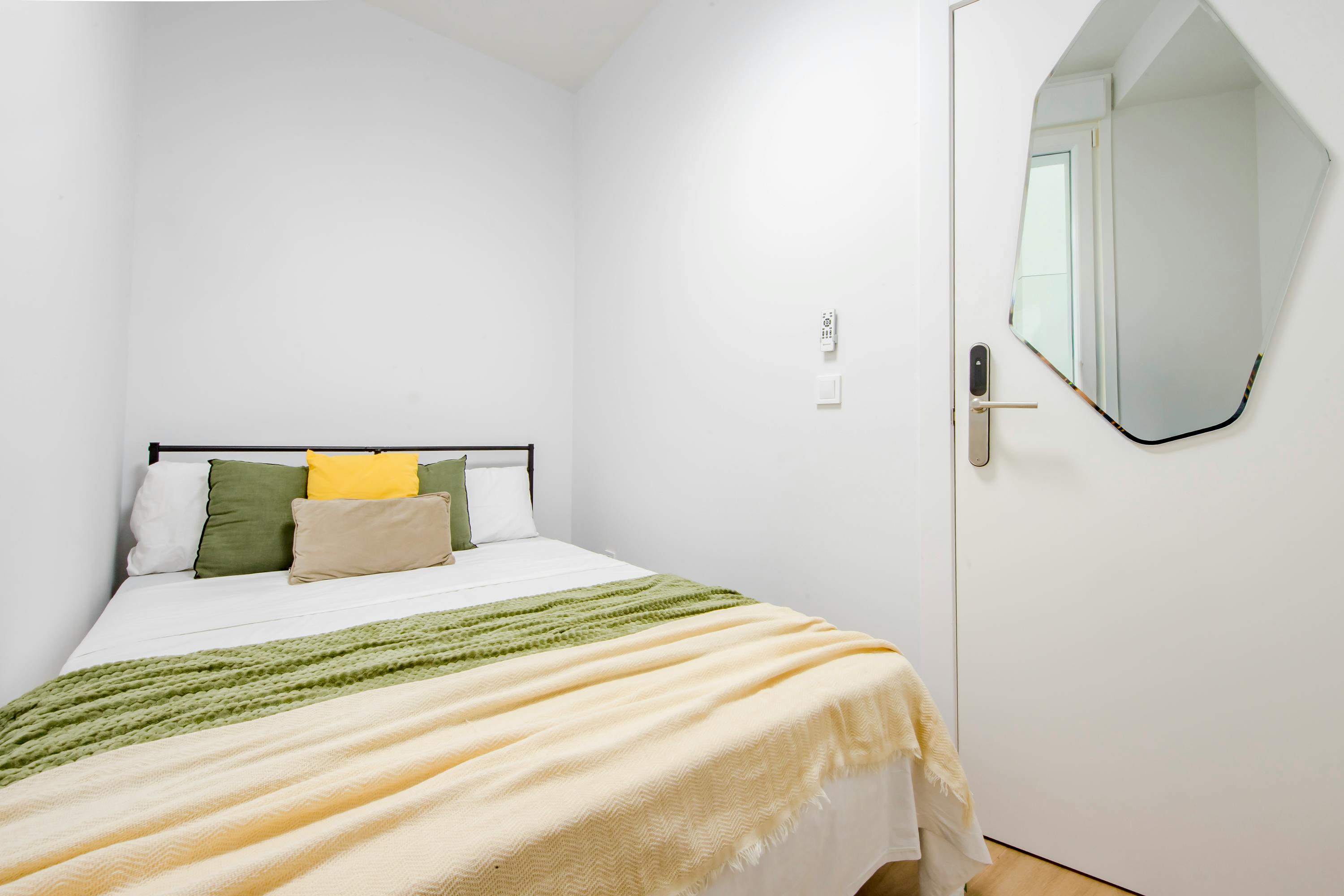 Private room in Calle de Donoso Cortés, Madrid (1745630) room image 1