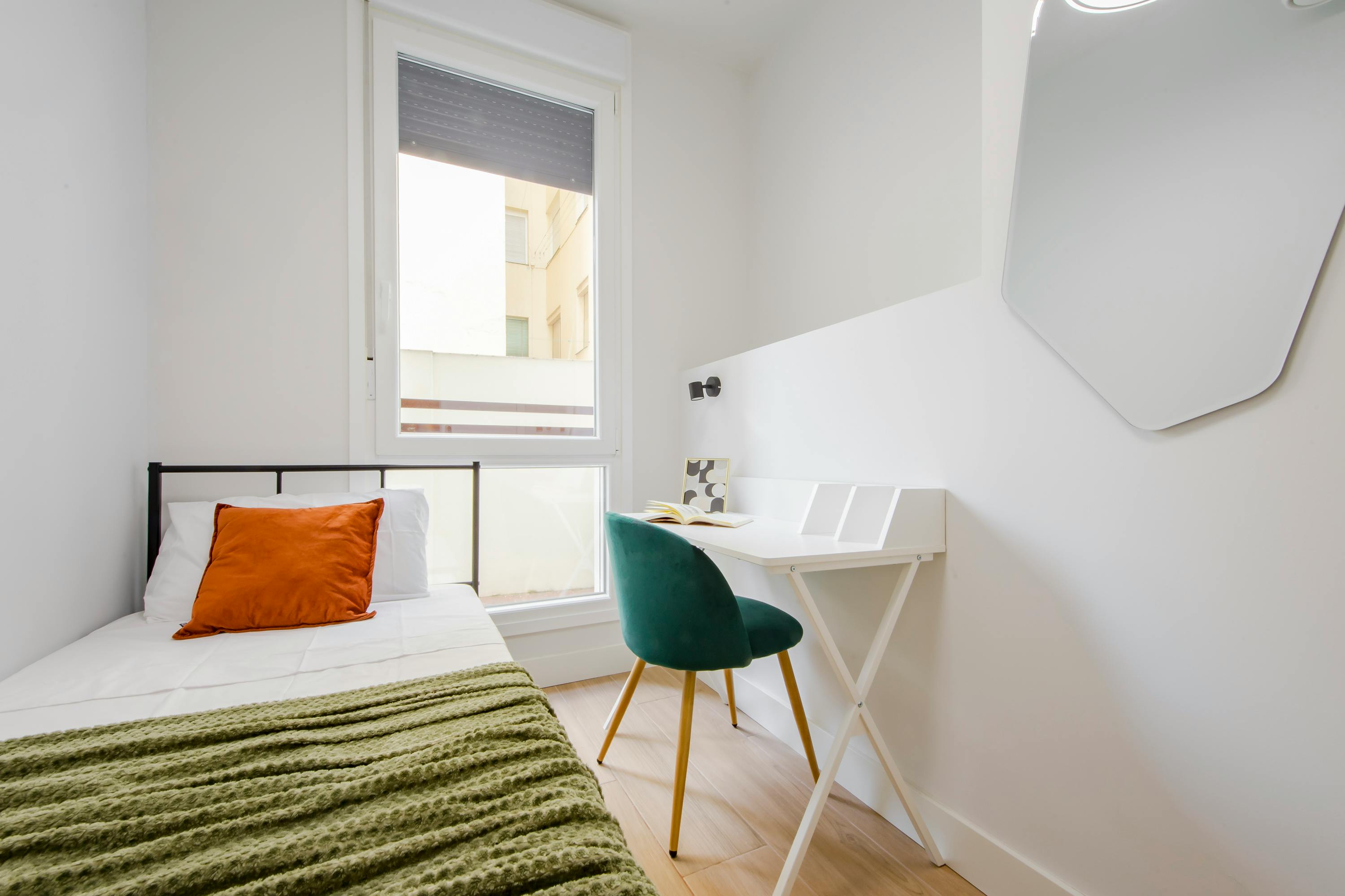 Private room in Calle de Donoso Cortés, Madrid (1745631) room image 2