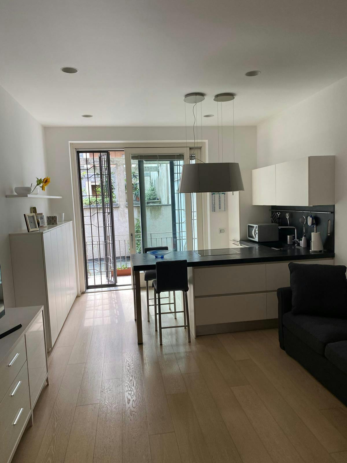 1-Bedroom Apartment in Via Giovanni Battista Pirelli, Milan (1745634) ROOM 3
