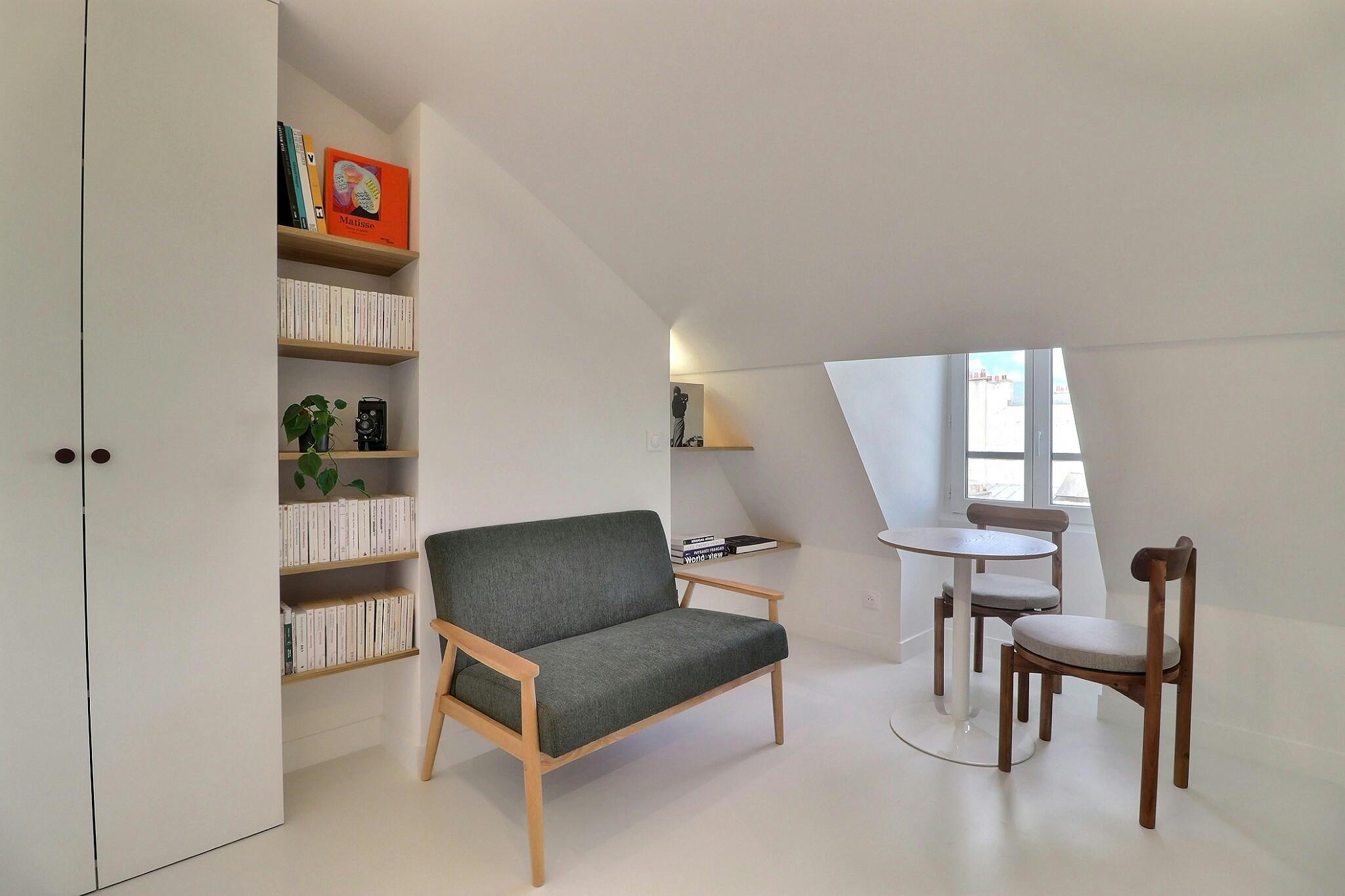 1-Bedroom Apartment in Rue du Grand Prieuré, Paris (1745657) ROOM