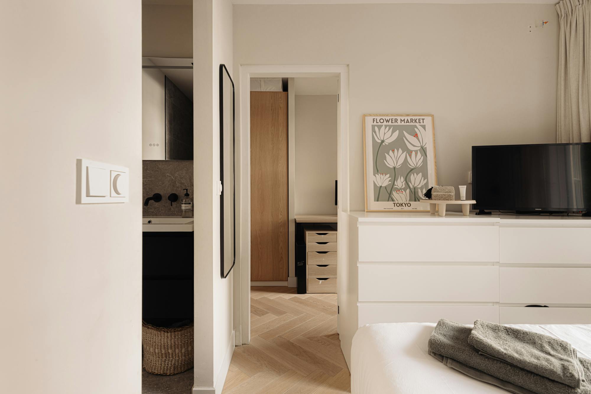 1-Bedroom Apartment in Van Ostadestraat, Amsterdam (1745838) room image 10