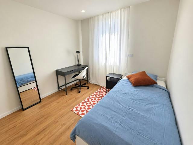 Privat rum att hyra för 615 € i månaden i Porto, Rua do Monte Alegre