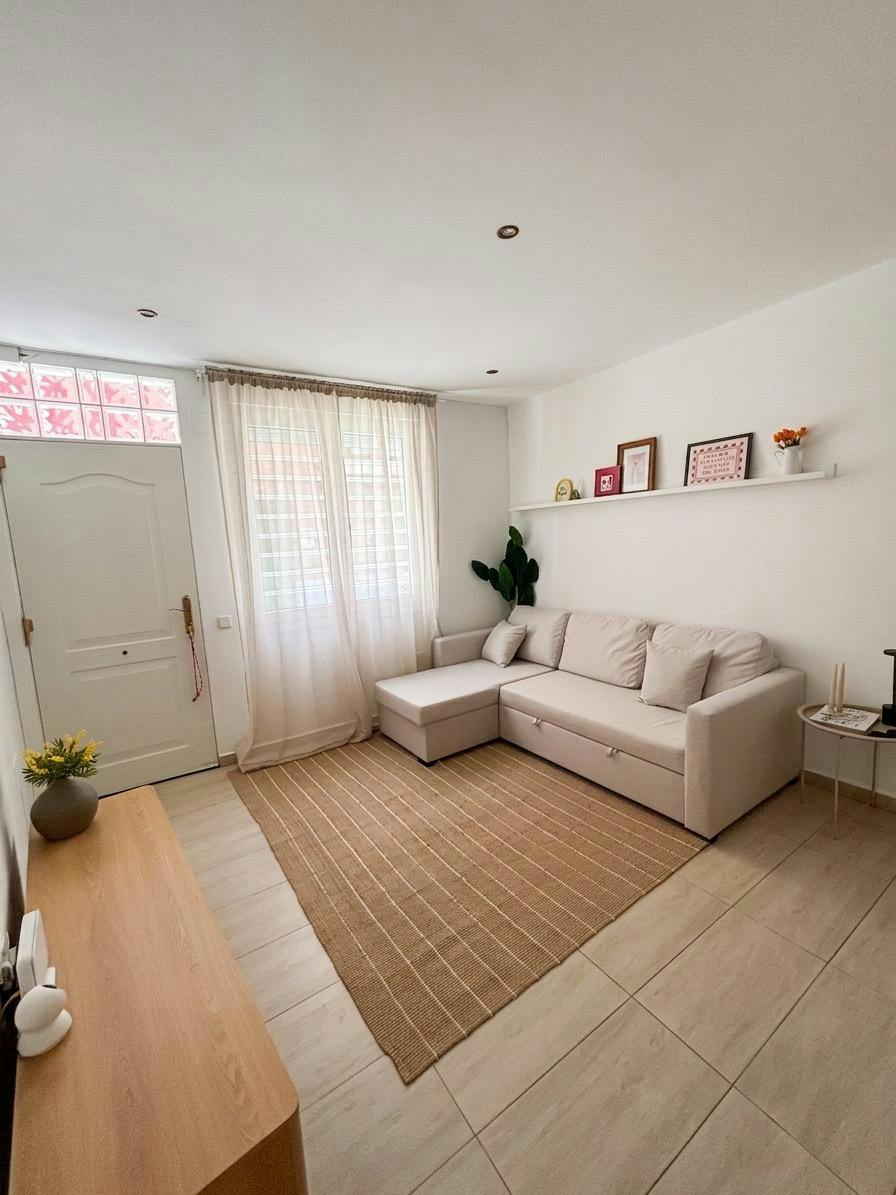 Apartamento para alugar por € 1.600 por mês em Madrid, Calle del Plátano