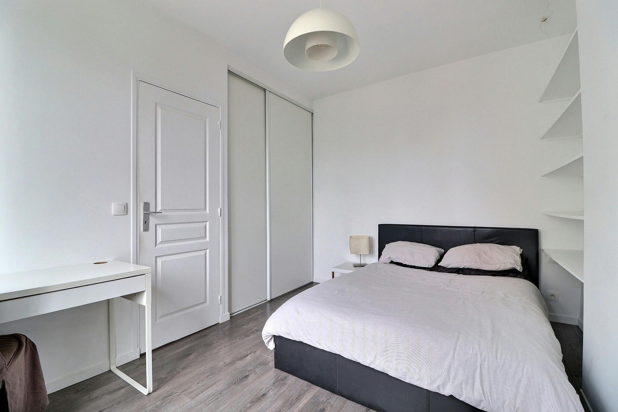 1-Bedroom Apartment in Rue du Moulin Joly, Paris (1745926) ROOM 1