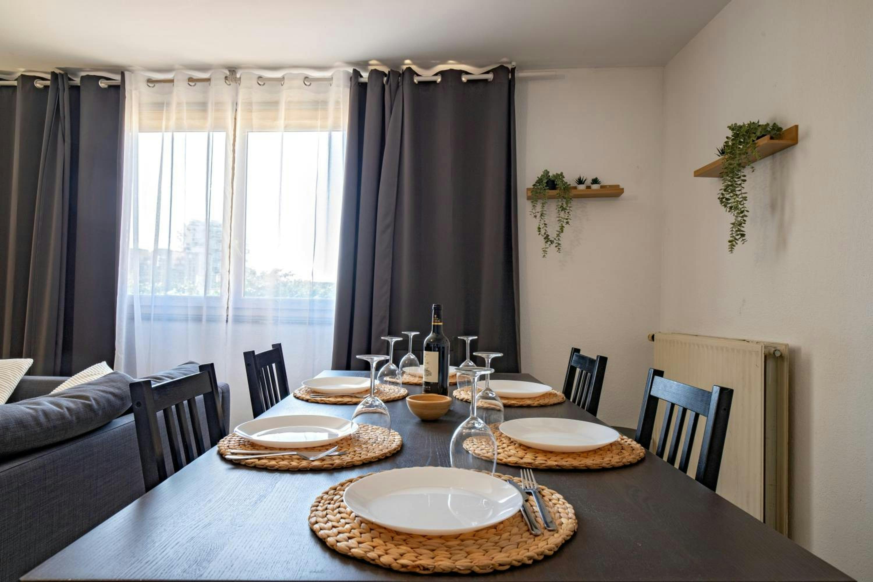 2-Bedroom Apartment in Esplanade de l'Europe, Montpellier (1746046) ROOM 1