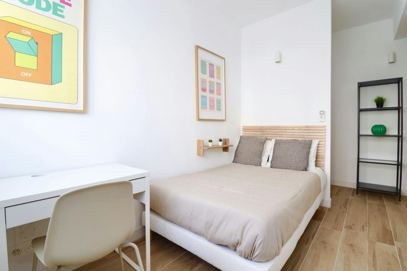 Private room in Rue de France, Nice (1746070) room image 2