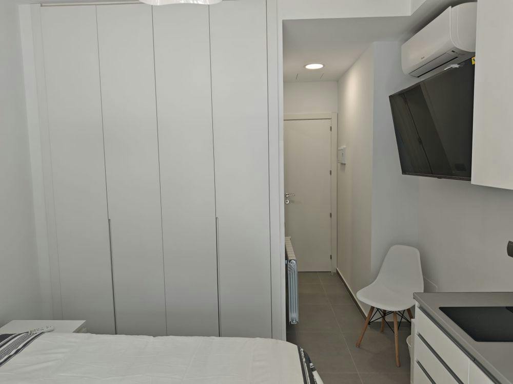 Private room in Paseo de Alberto Palacios, Madrid (1746117) room image 8