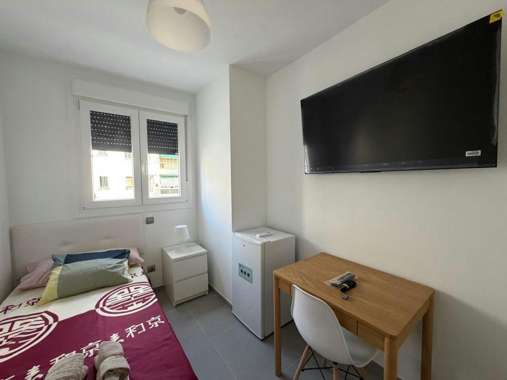 Private room in Paseo de Alberto Palacios, Madrid (1746118) room image 9