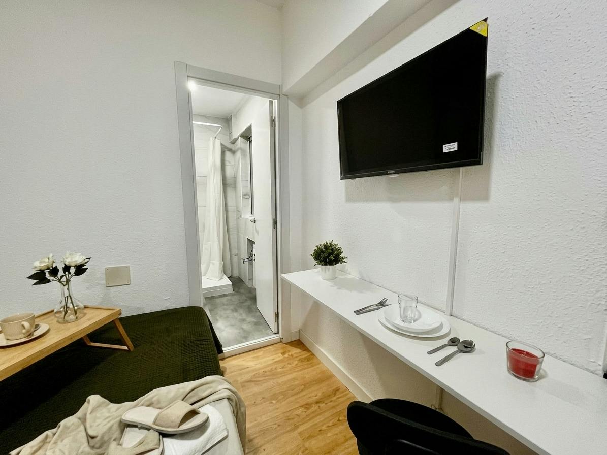 1-Bedroom Apartment in Paseo de la Castellana, Madrid (1746121) ROOM 3