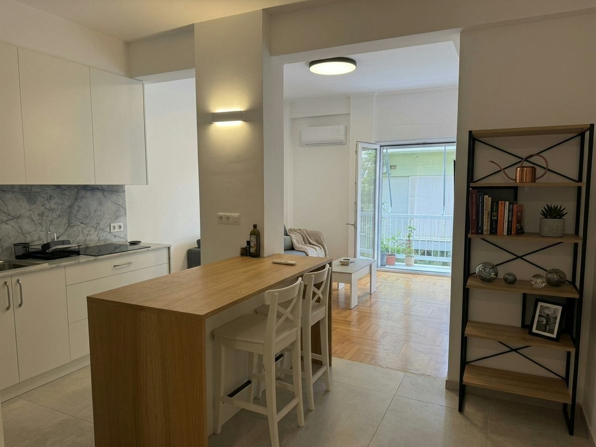 Apartment for rent for €900 per month in Koumoundoúrou, Keramikou