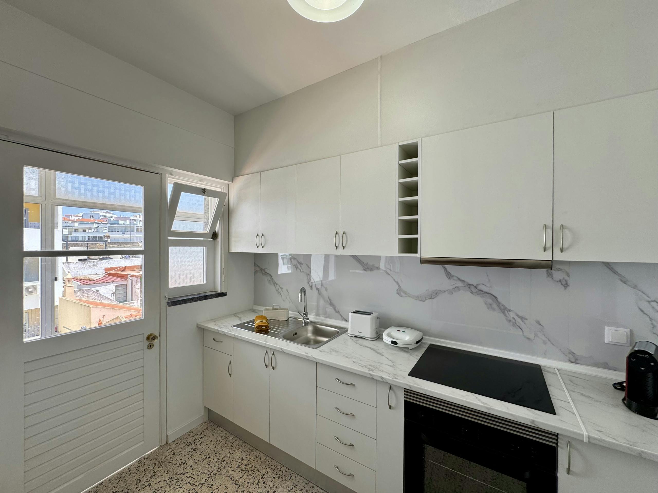 3-Bedroom Apartment in Rua de Loulé, Faro (1746175) ROOM 4