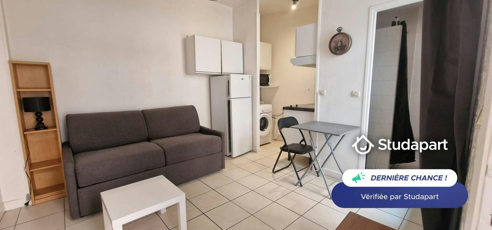 Apartament de închiriat pentru 650 EUR pe lună în Antibes, Avenue Maréchal Reille