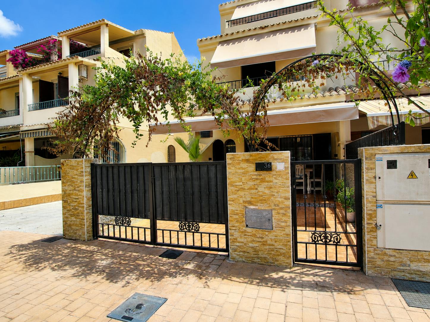 Huis te huur voor € 1.850 per maand in Los Alcázares, Calle Río Caudal