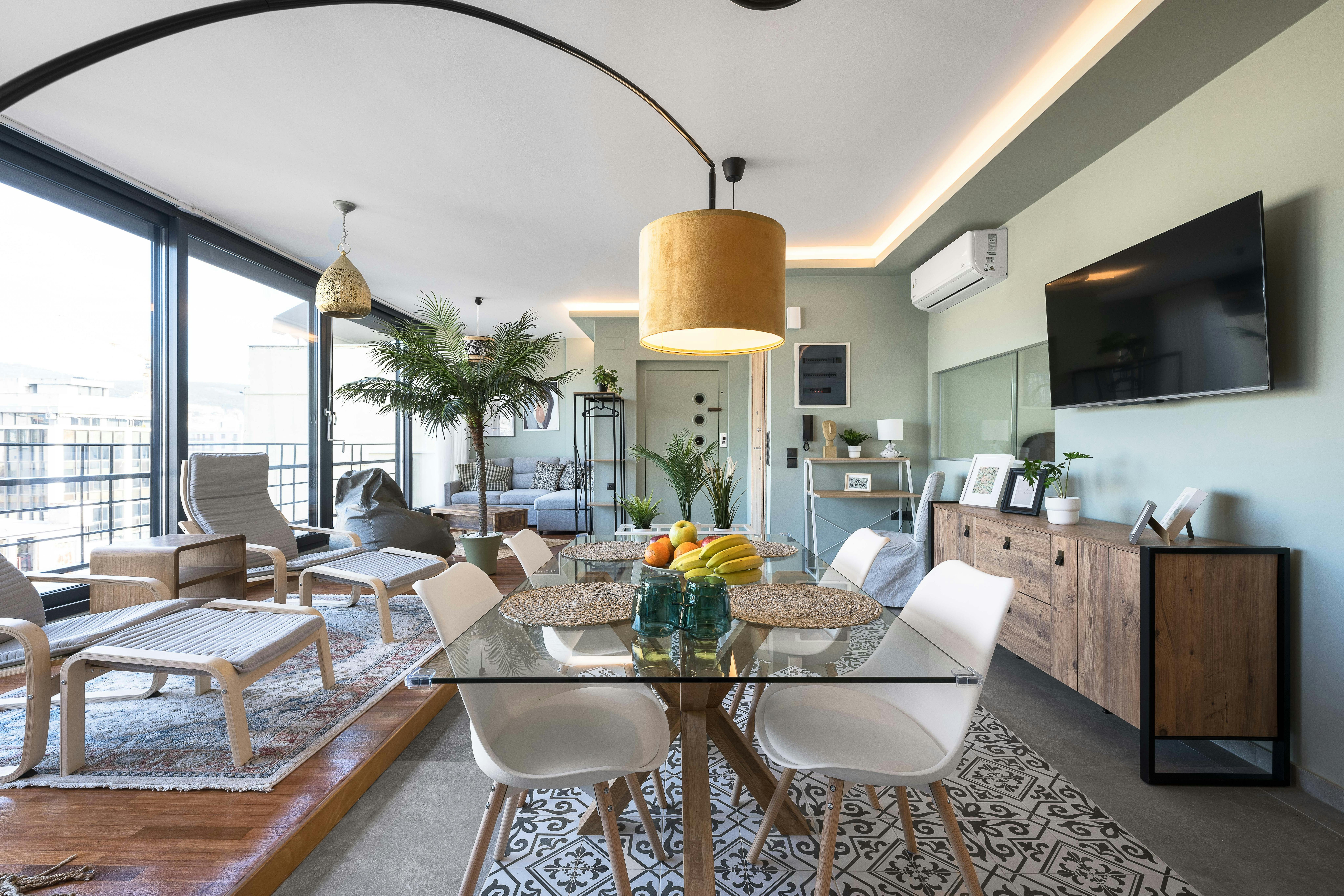 Appartement à louer pour 1 950 €/mois à Thessaloníki, Ermou