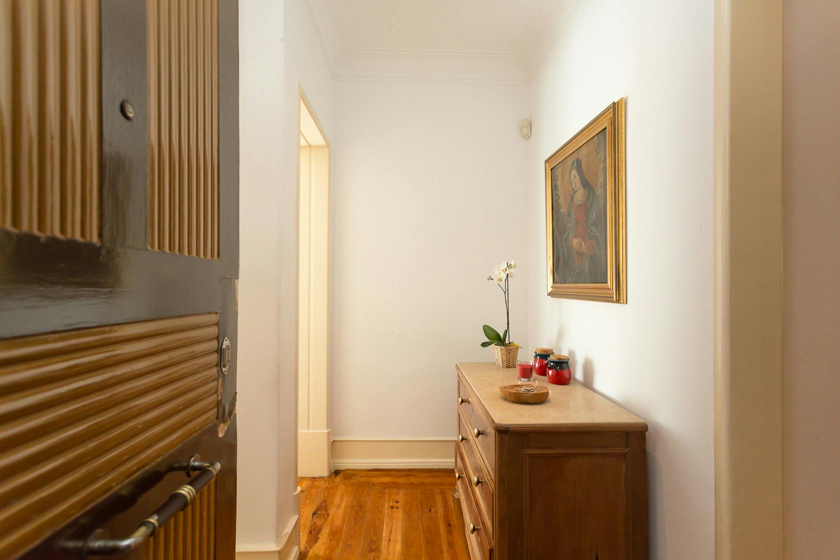 2-Bedroom Apartment in Rua Quirino da Fonseca, Lisbon (1746320) room image 9