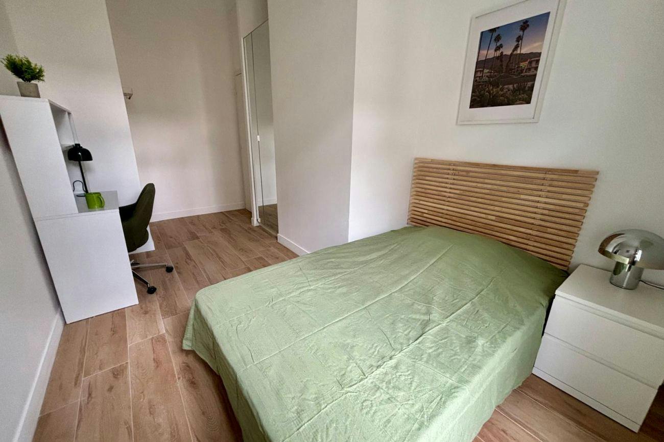 Private room in Rue Châteauneuf, Nice (1746358) room image 1
