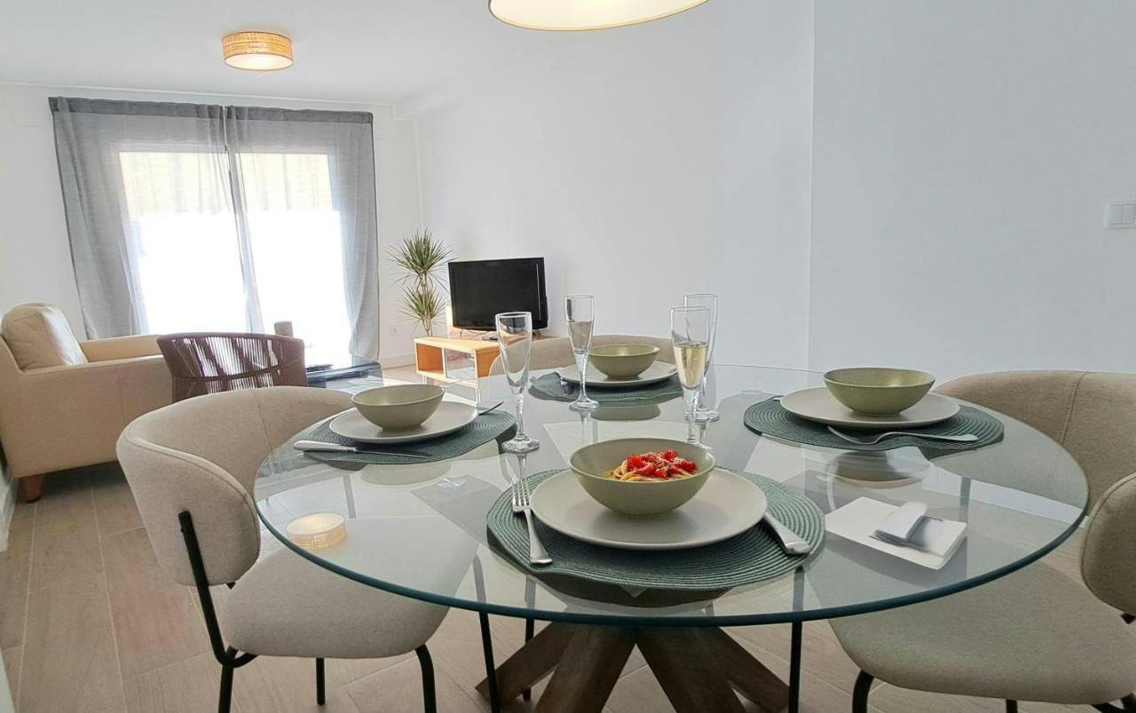 Lägenhet att hyra för 2 150 € i månaden i Valencia, Plaza Profesor Tamarit Olmos