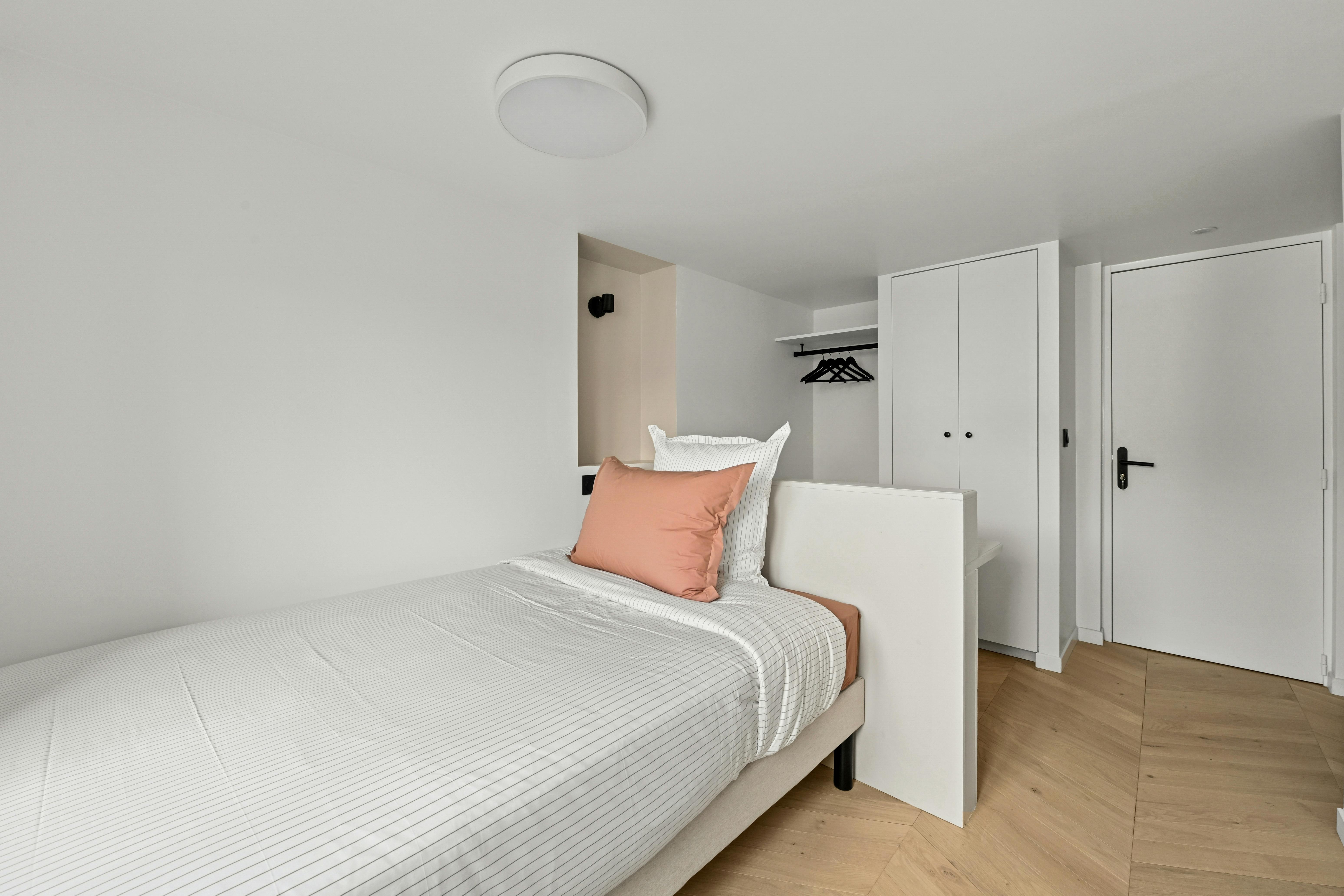 Rue des Fossés Saint-Bernard, Paris preview