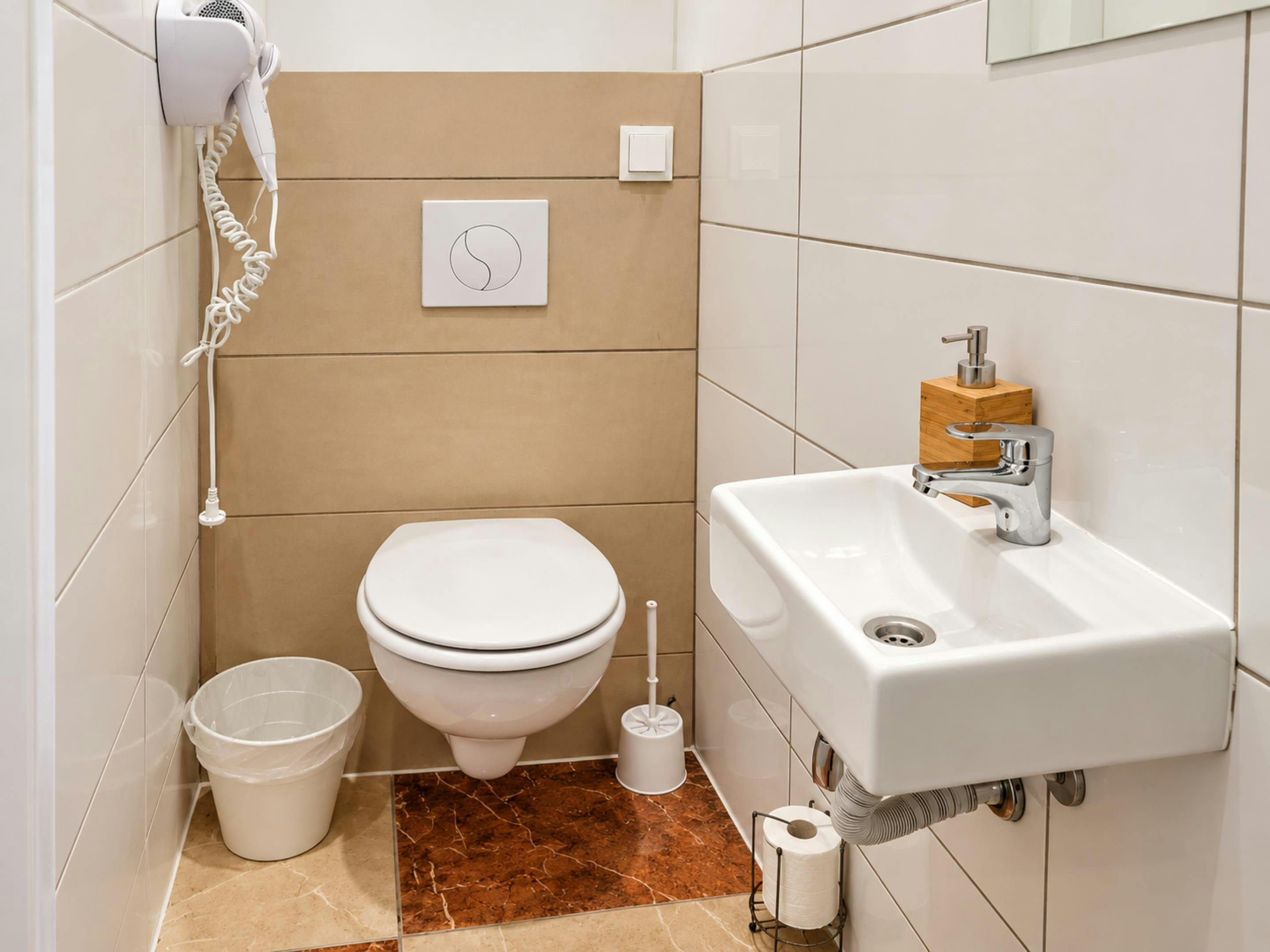 1-Bedroom Apartment in Grenzgasse, Vienna (1746551) room image 7