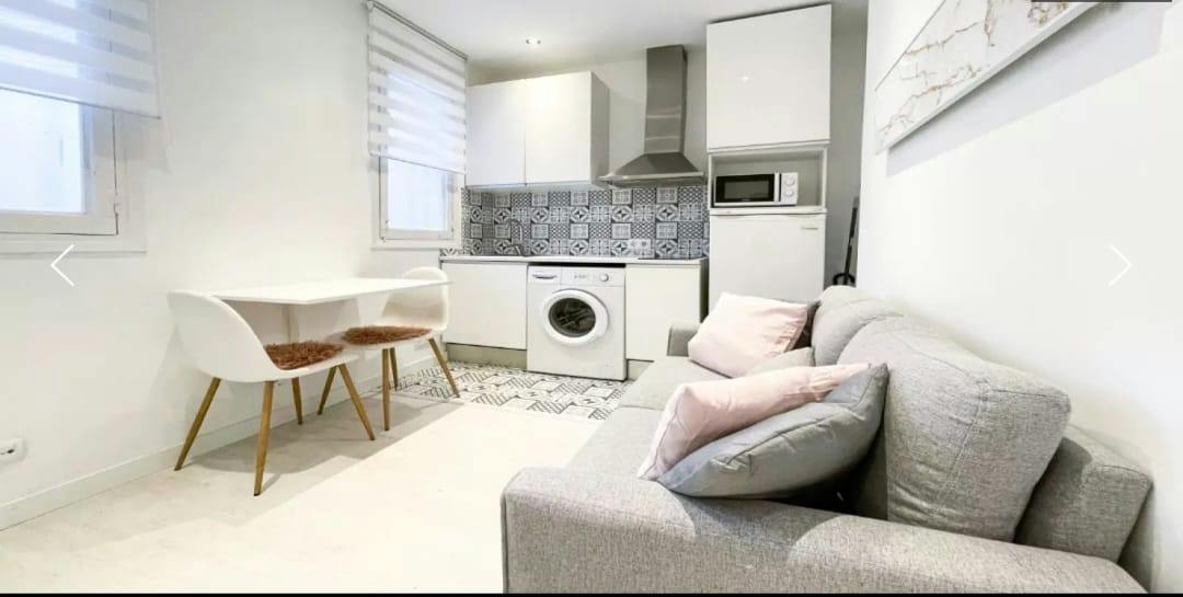 公寓 正在以 €1,700 的月租出租，其位于 Munich, Barer Straße