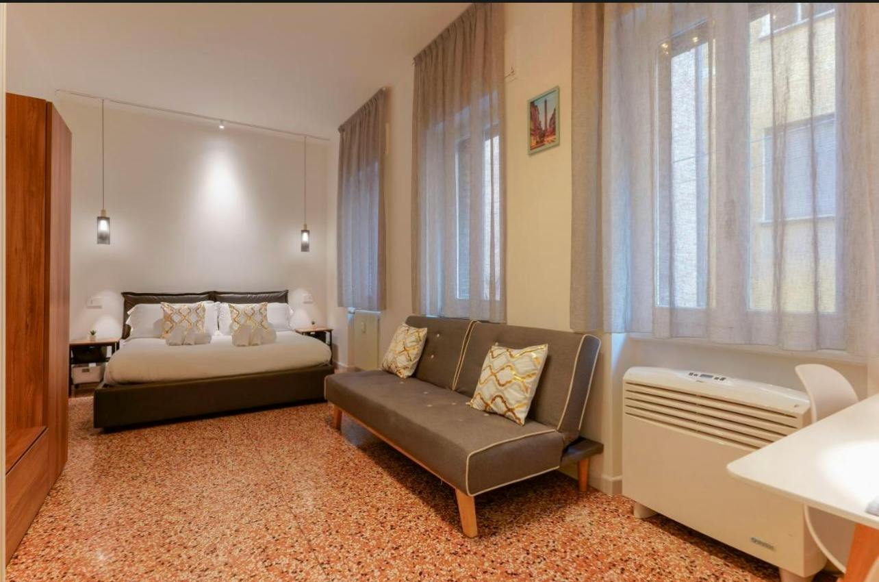 1-Bedroom Apartment in Via Farini, Bologna (1746655) ROOM 4
