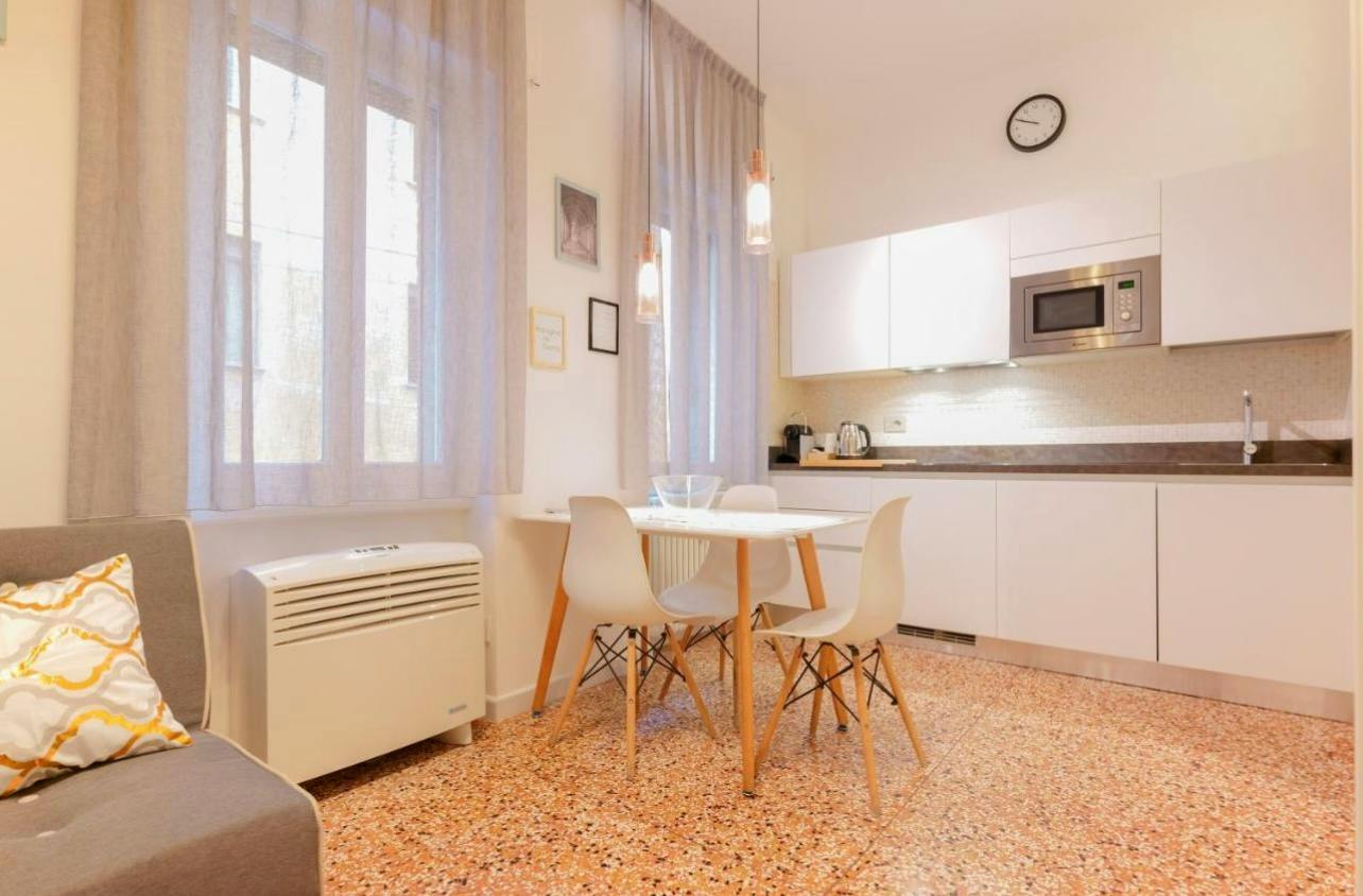 1-Bedroom Apartment in Via Farini, Bologna (1746655) ROOM 1