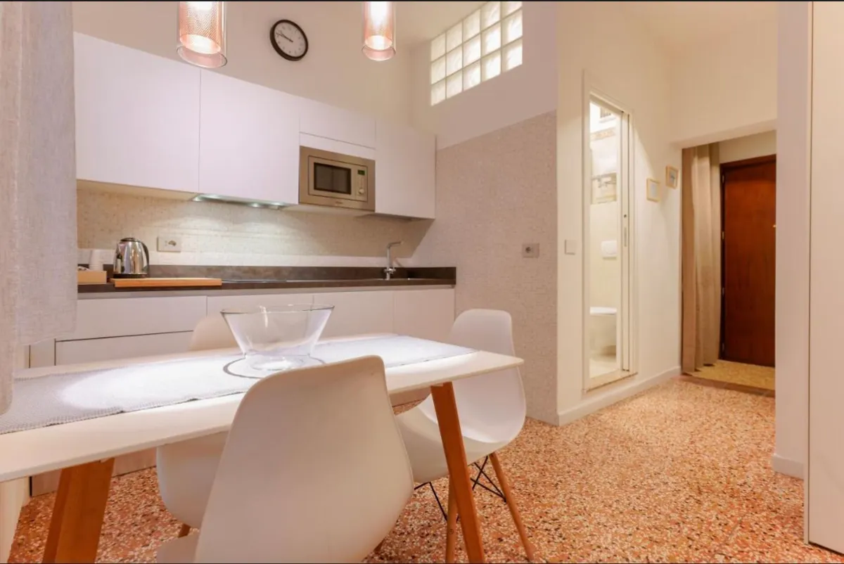 1-Bedroom Apartment in Via Farini, Bologna (1746655) ROOM