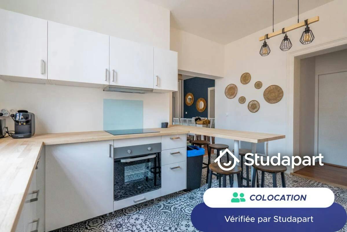 Private room for rent on Rue Latour, Bordeaux - Vue 4