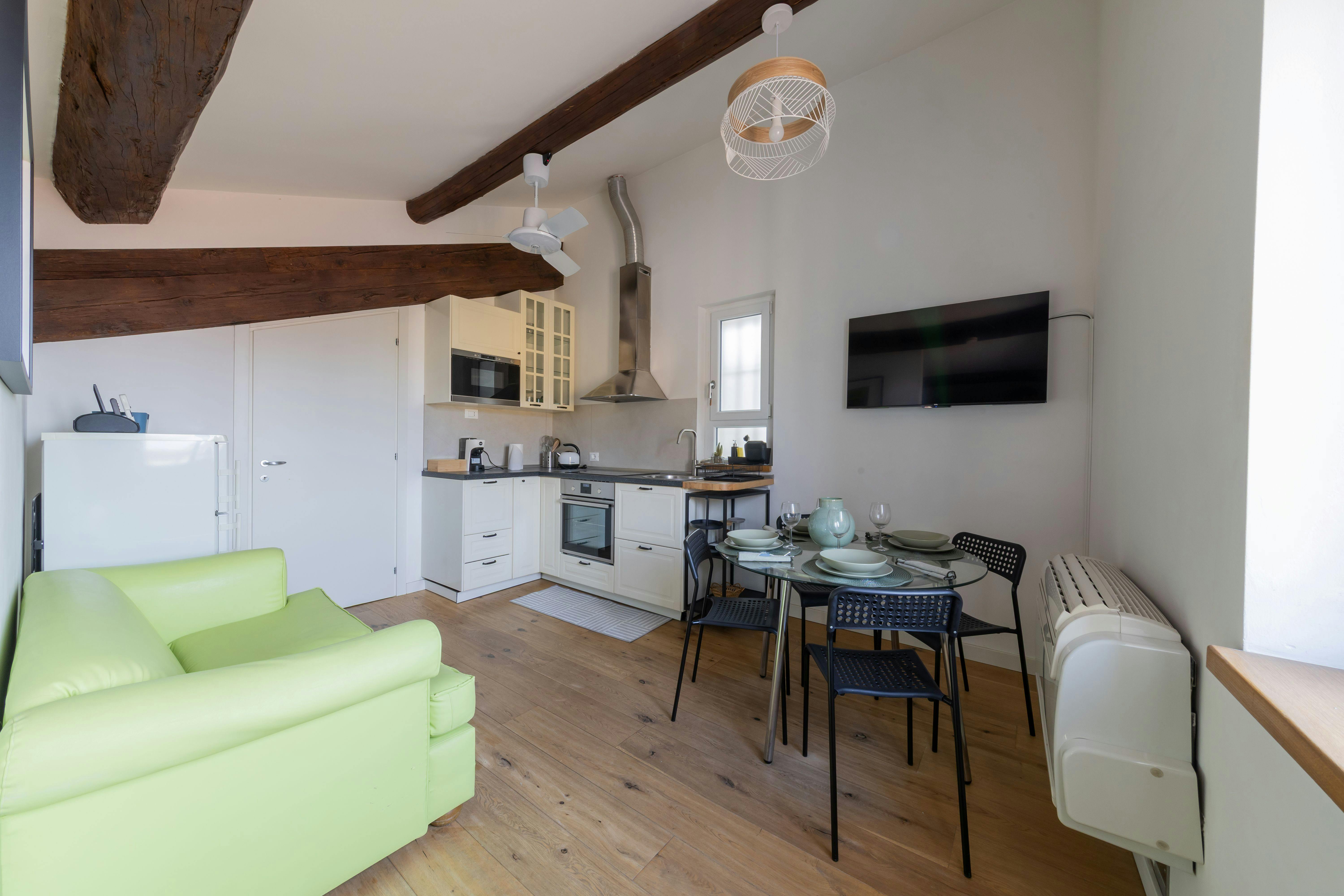 1-Bedroom Apartment in Via S. Nazaro, Verona (1746703) ROOM 1