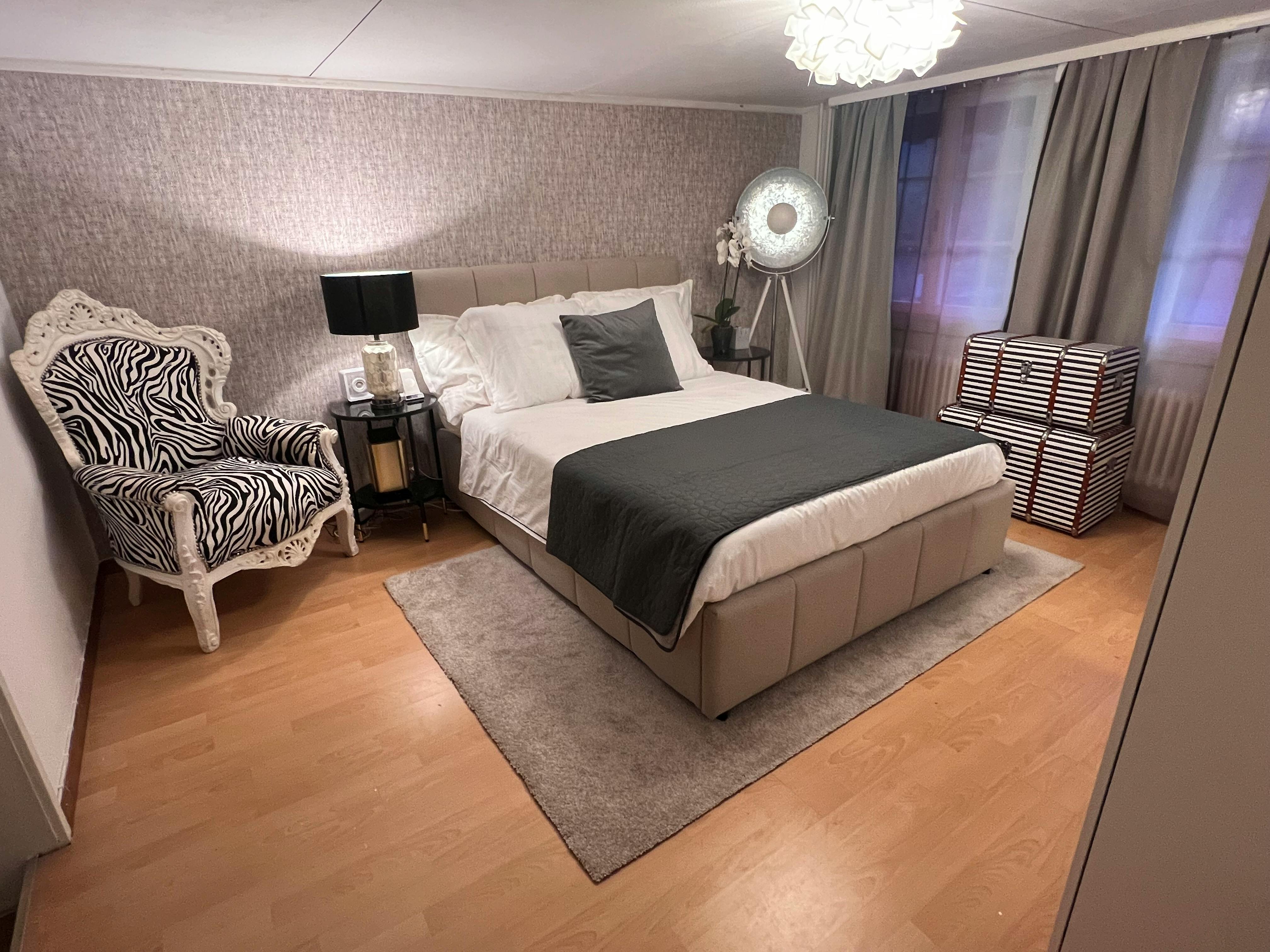 Habitación privada en alquiler por 1900 € al mes en Wil, Mitteldorfstrasse